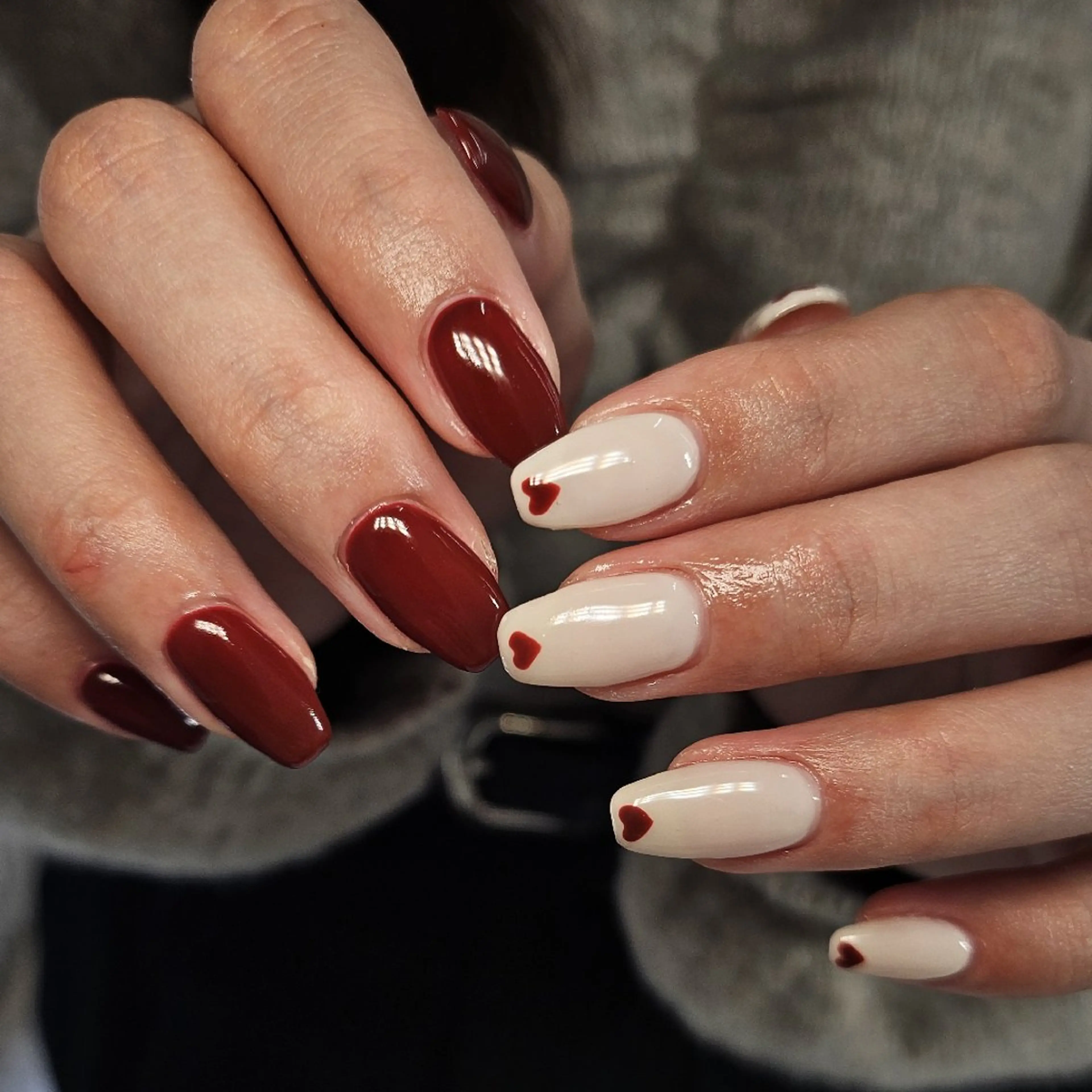 ネイル ボルドー ハンドネイル ハンドケア Becolorful渋谷所属・Dali🌙 NATSUKIのネイルデザイン