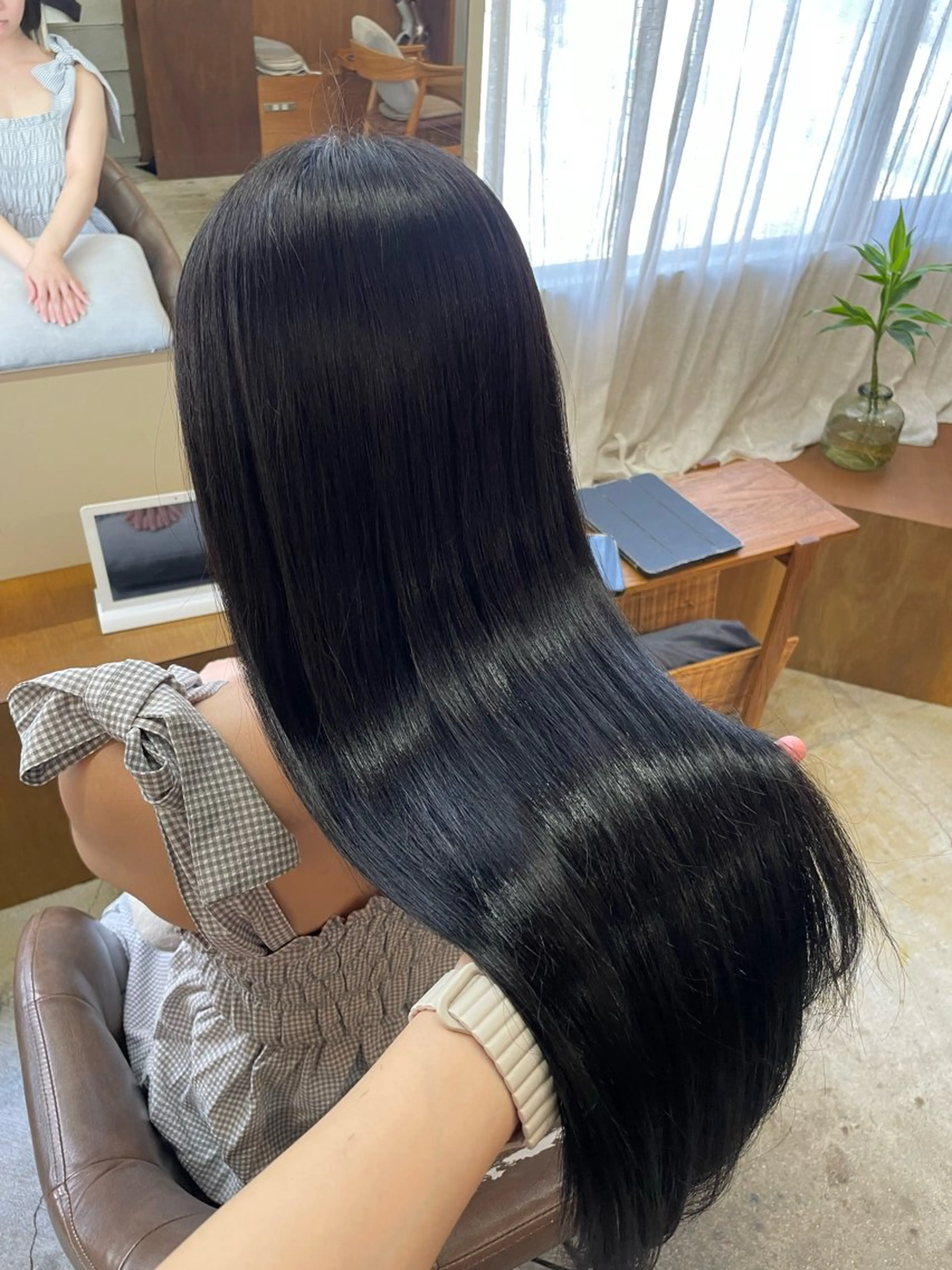 ロング カラー 山下 悠月のヘアスタイル