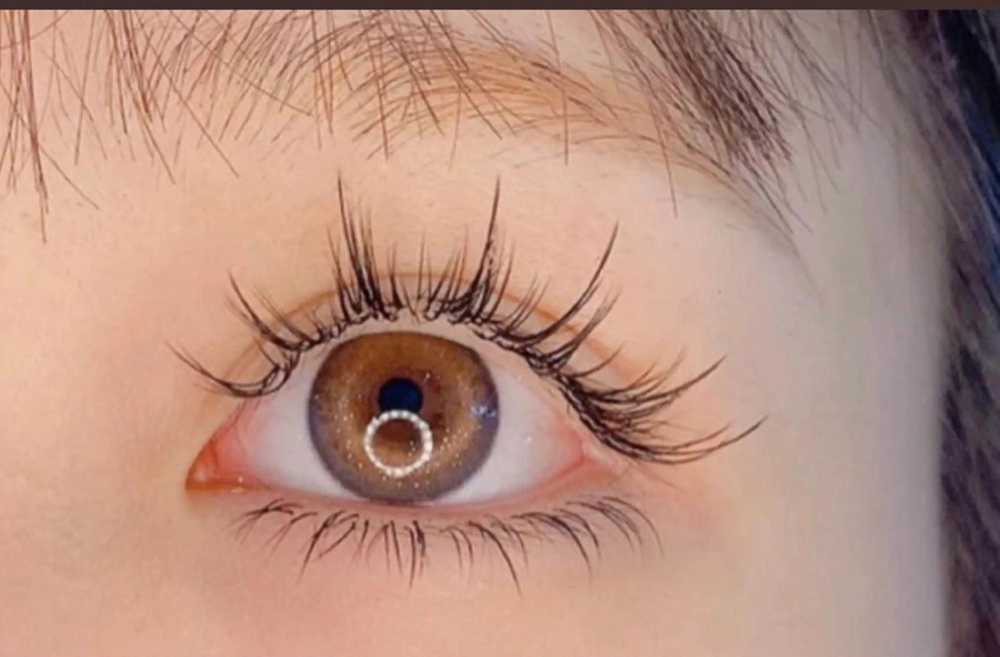 マツエク・マツパ 束感まつ毛 LEDマツエク LeaLeaのマツエク・マツパデザイン