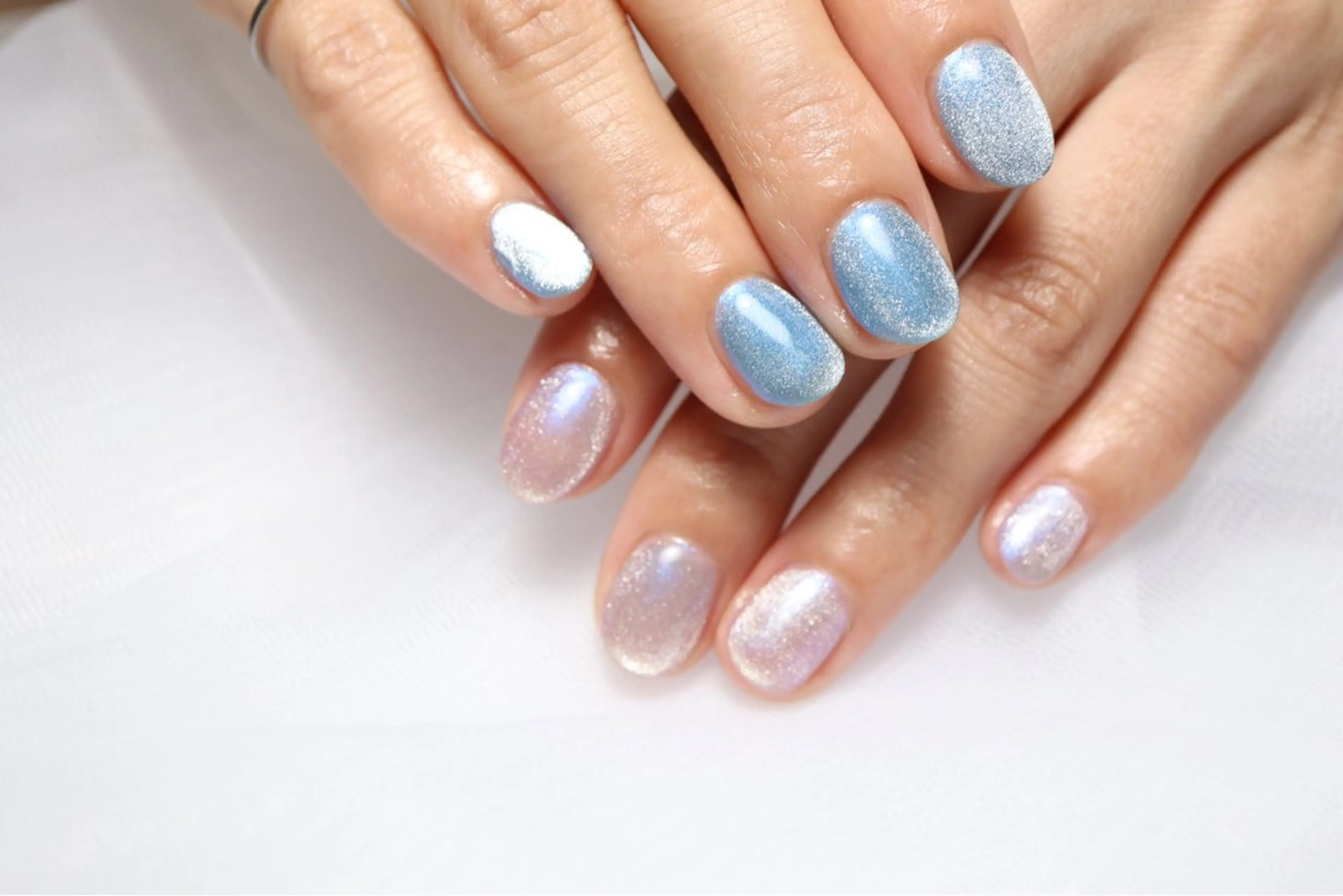 ネイル マグネットネイル nailsalon MANINA齋藤愛美のネイルデザイン