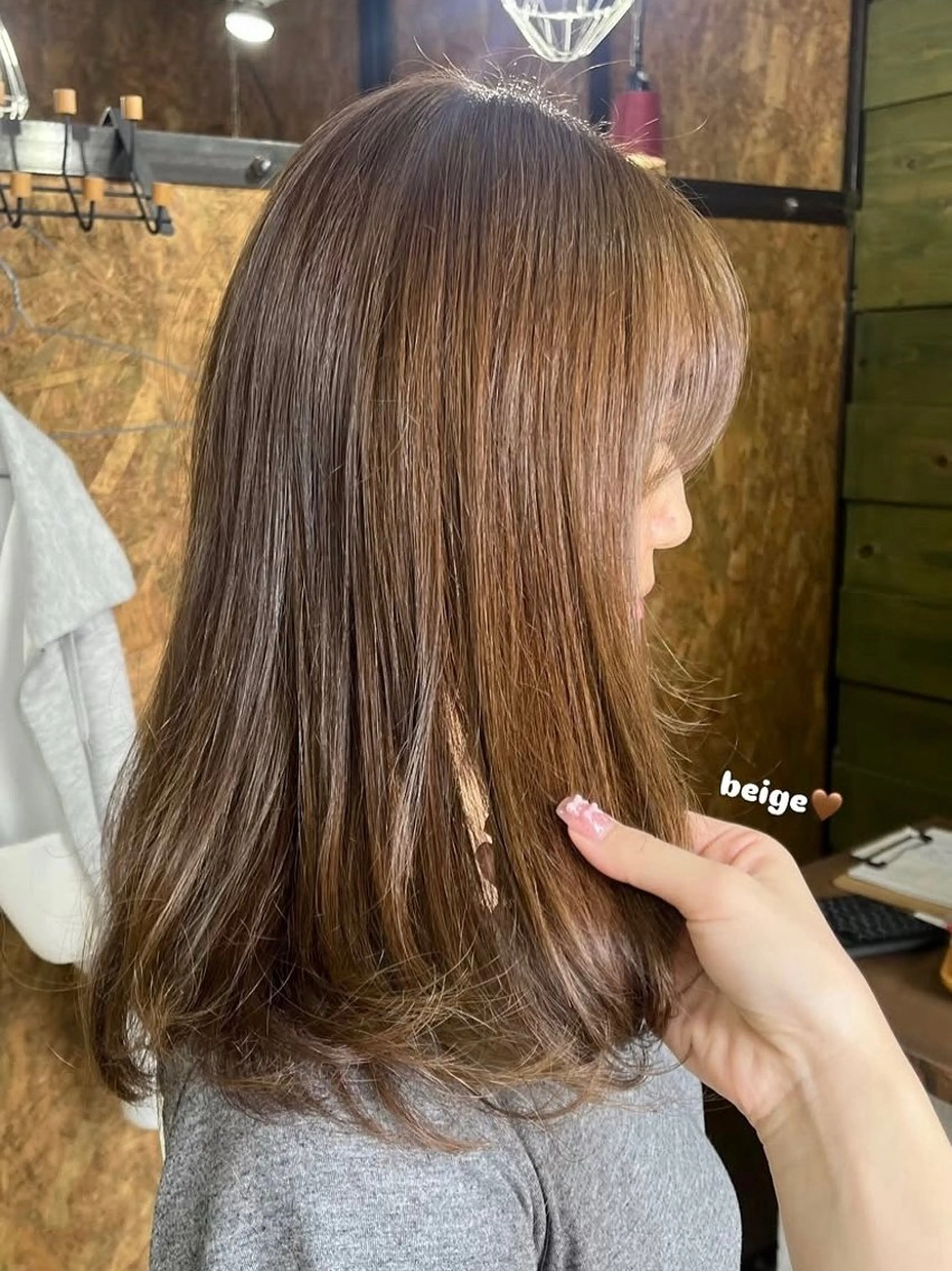セミロング カラー ベージュカラー ブリーチ ブルーカラー ブラウンカラー ブラウンベージュ 🫟Blanco🫟 Color&Careのヘアスタイル