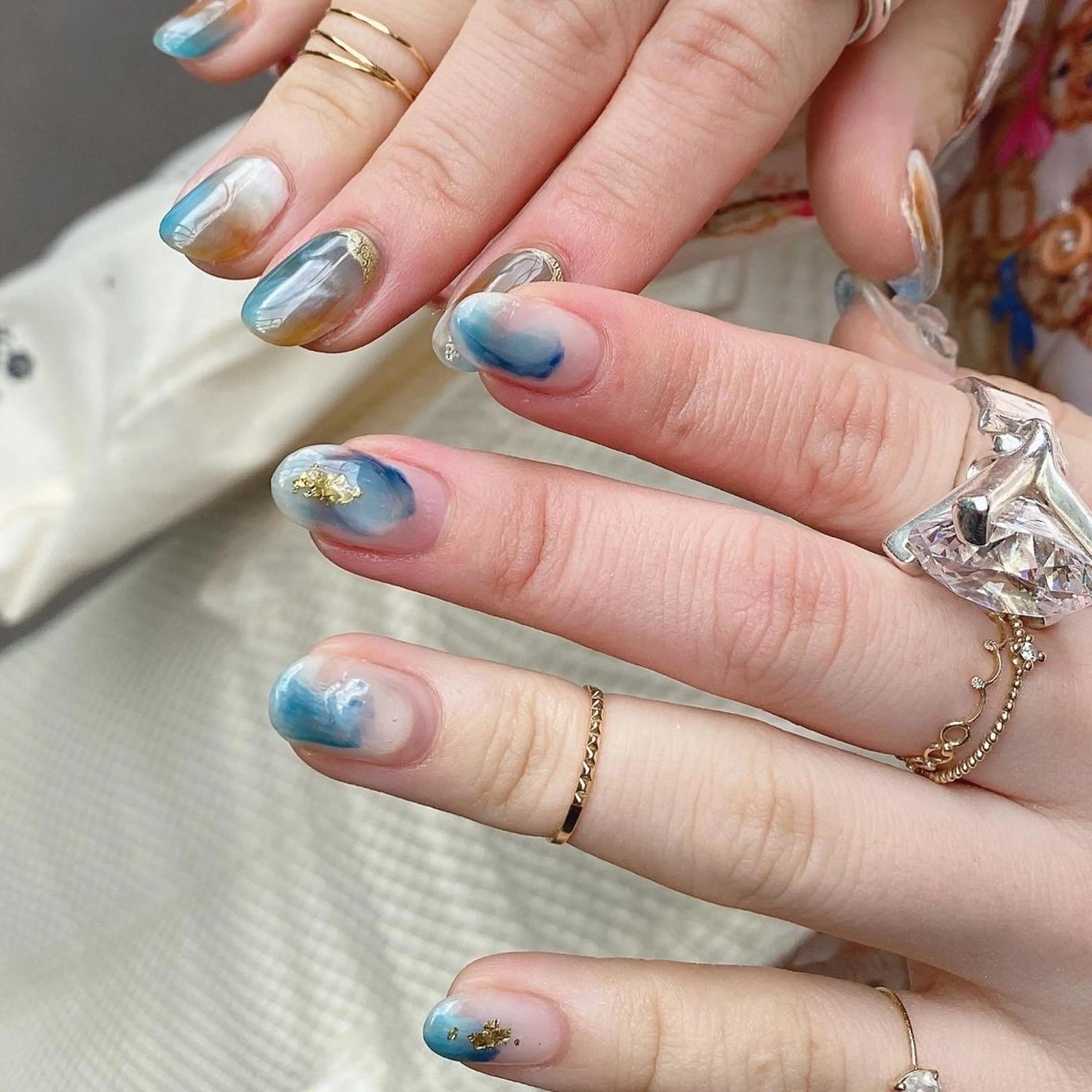 ネイル アートネイル オーロラネイル ブルー ニュアンスネイル ワンカラーネイル To Me Nail所属・🩵 mei🩵のネイルデザイン