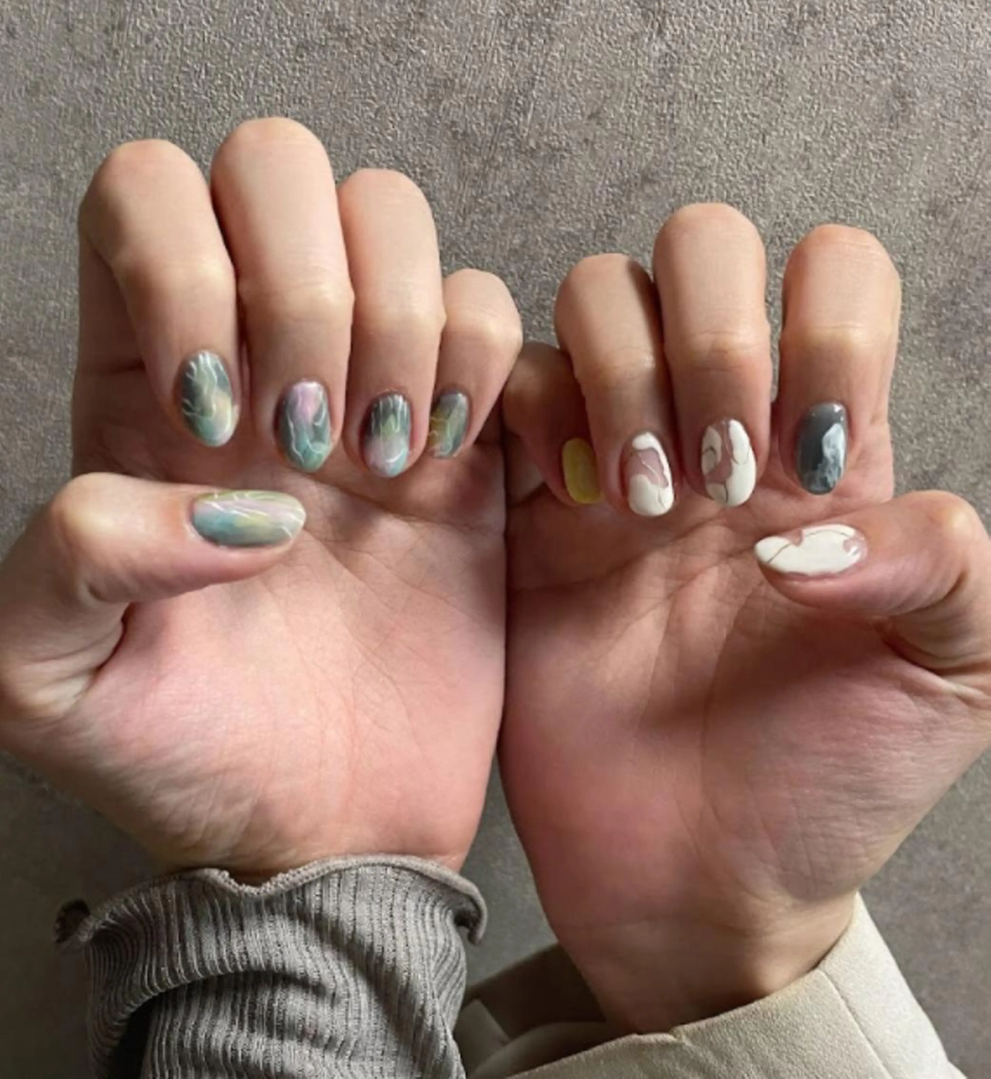 ネイル nailstudio eviz新宿店のネイルデザイン