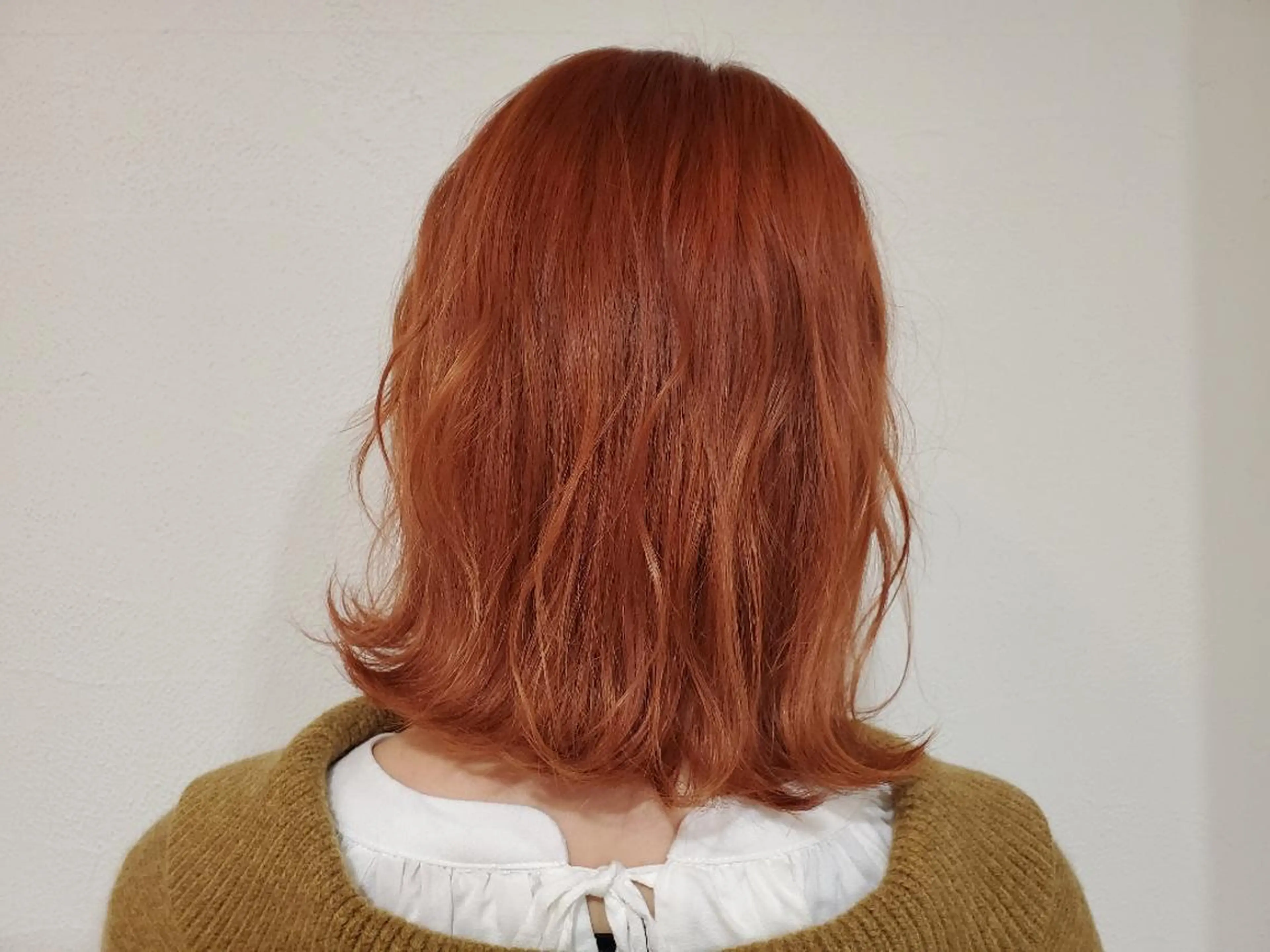 セミロング カラー パ ルのヘアスタイル
