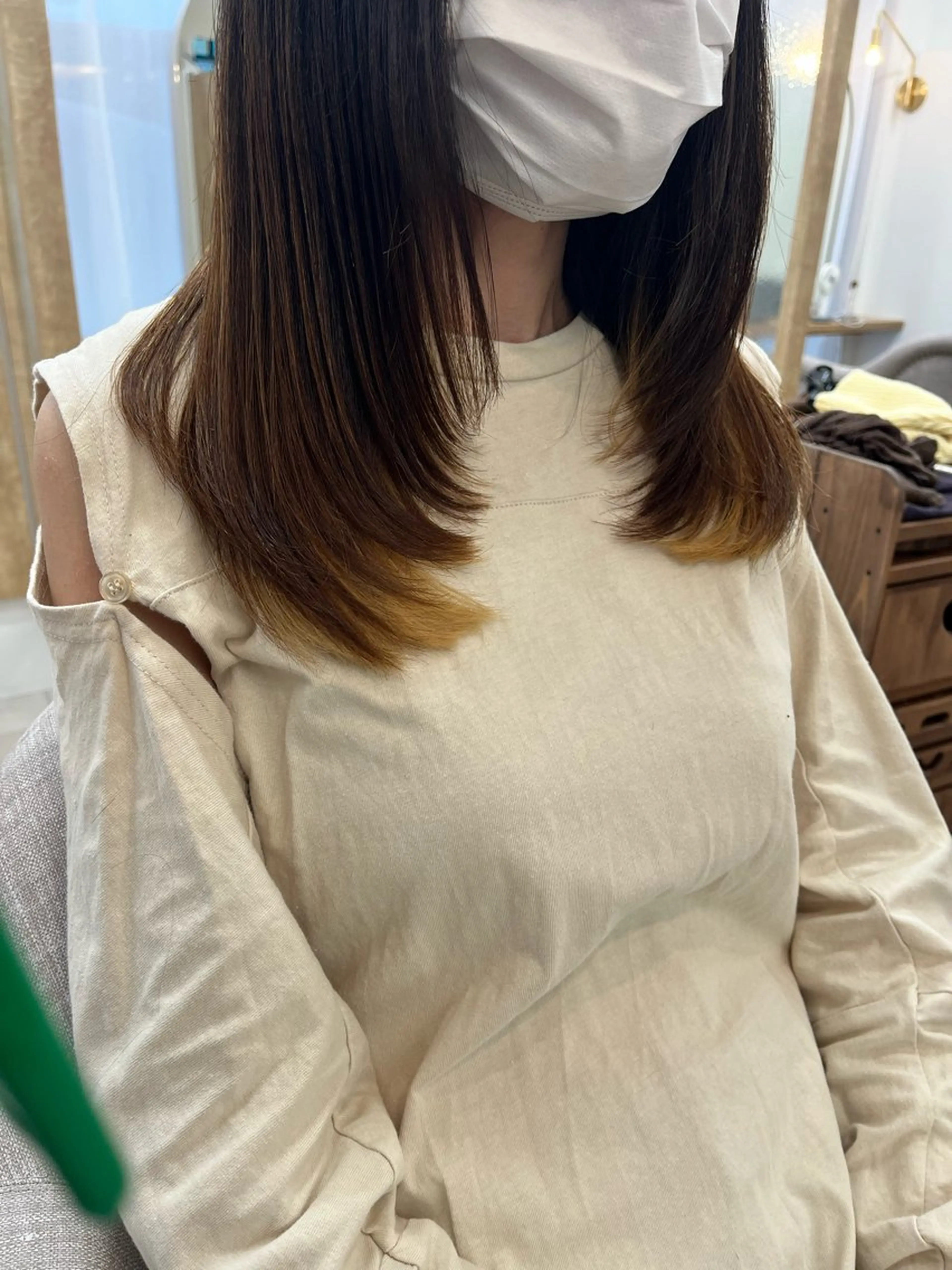 セミロング レイヤーカット Rian リアンのヘアスタイル