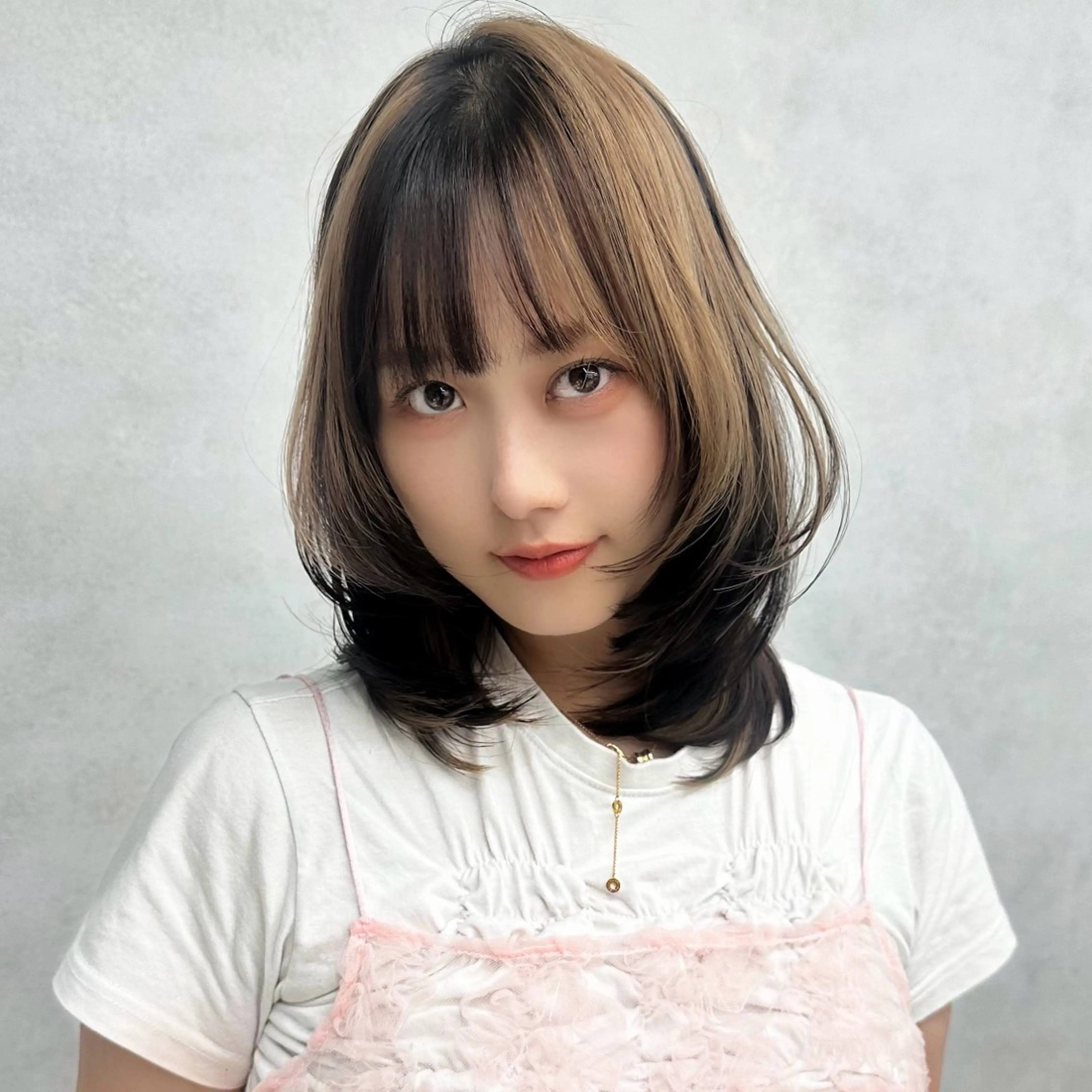 セミロング カラー カット ヘアカラー トリートメント ブリーチなし/レイヤ ー特化🌈Tommyのヘアスタイル