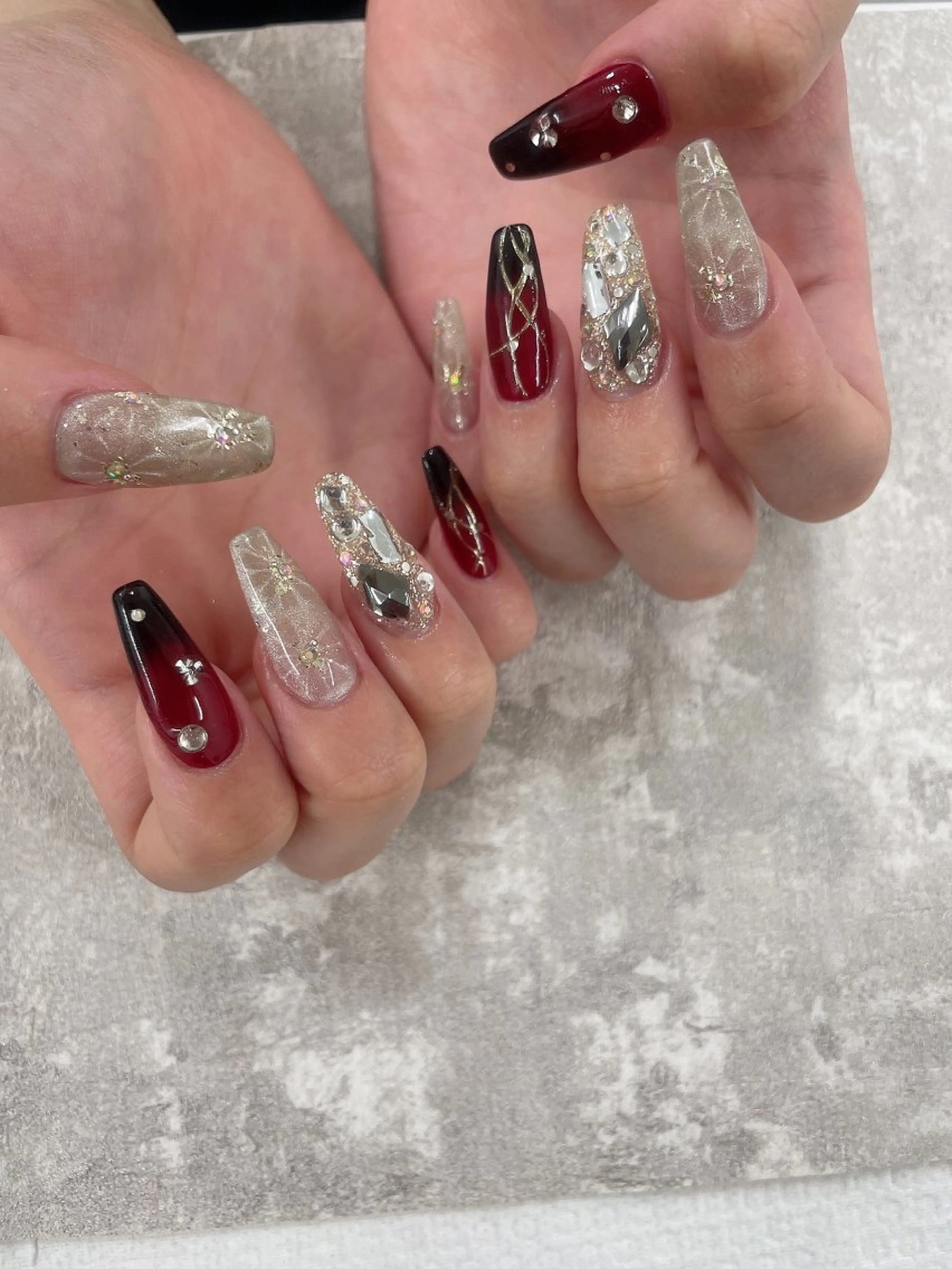 ネイル 長さ出し ジェルネイル ネイルチップ _white 上本町店のネイルデザイン