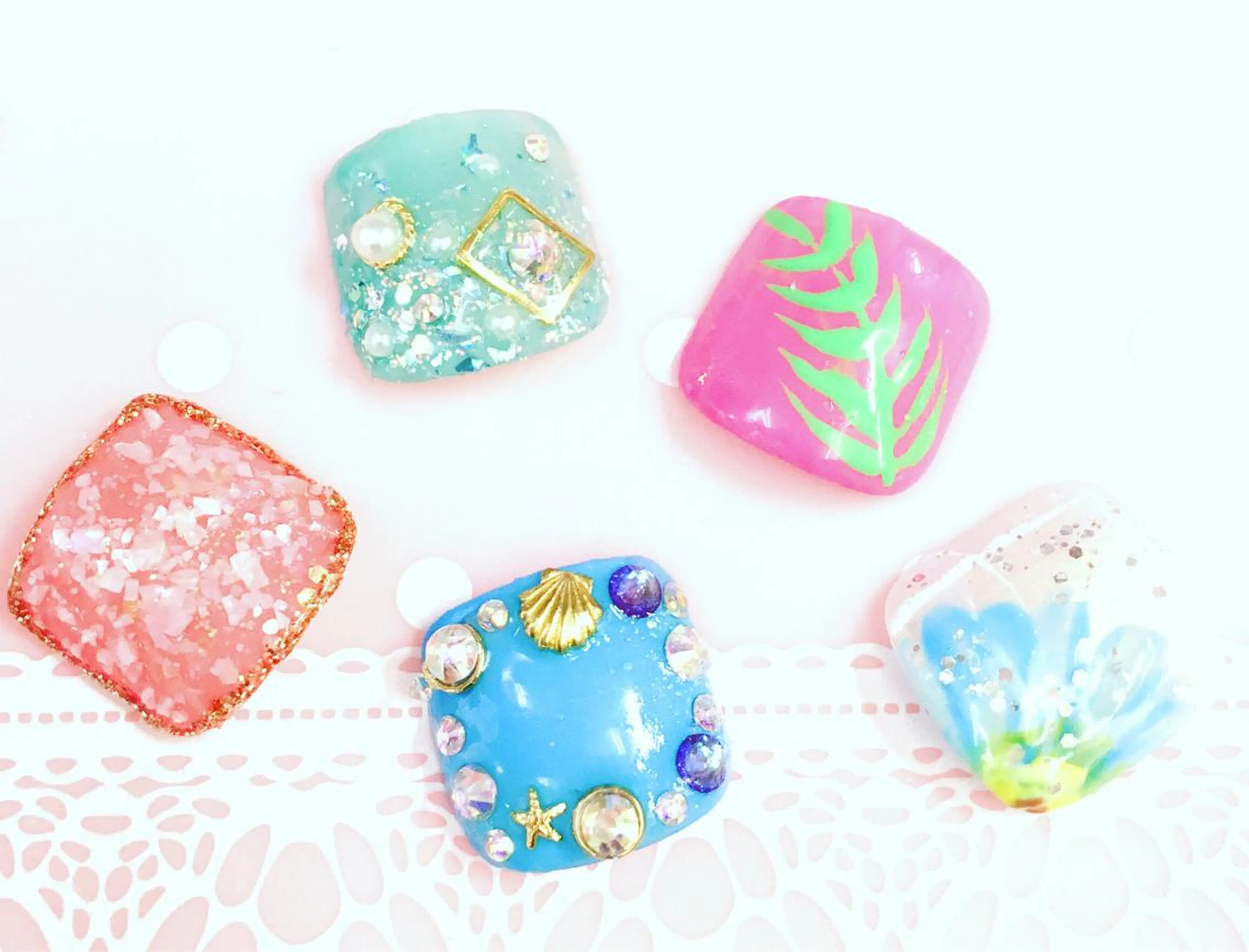 ネイル e.nail所属・和賀井 恵理のネイルデザイン