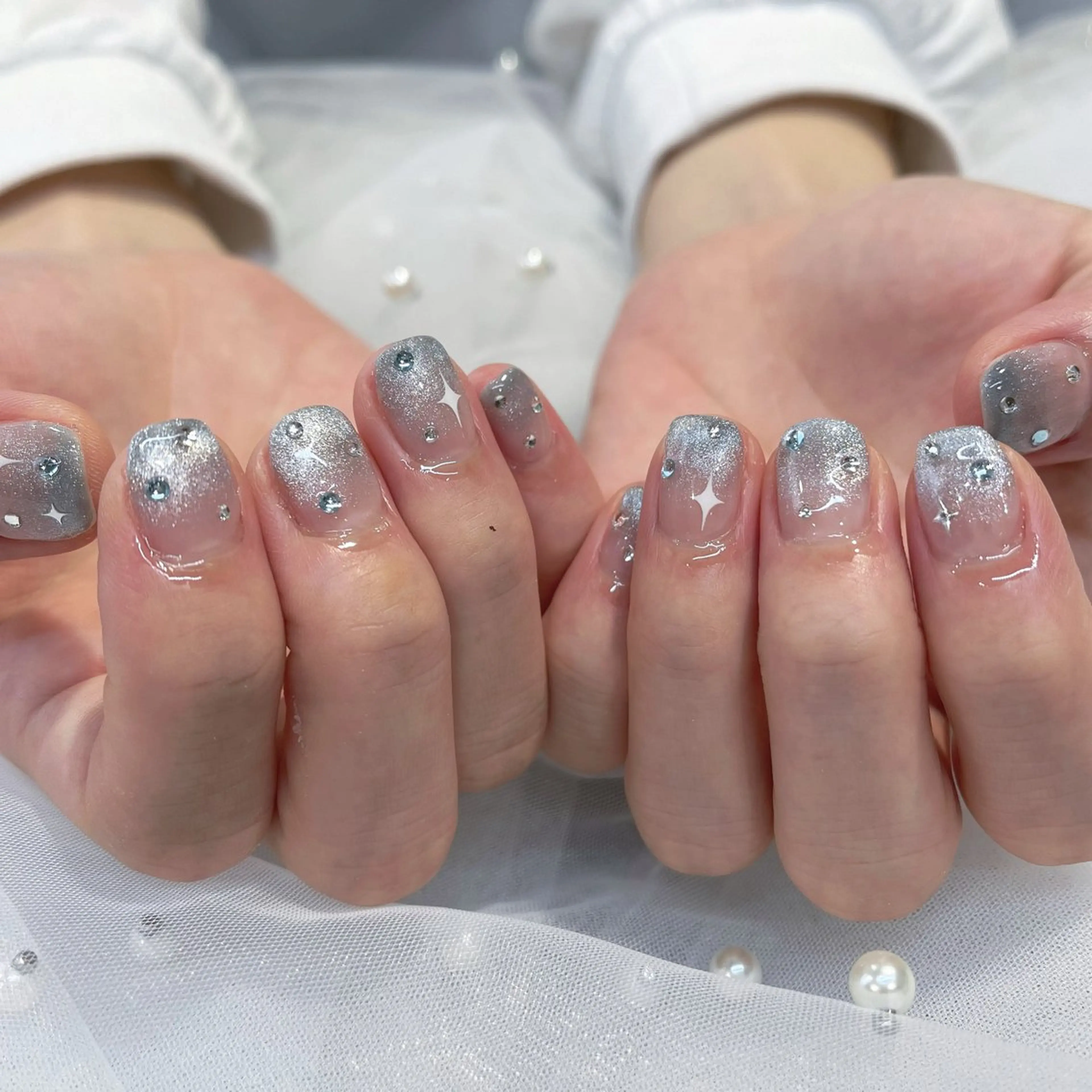 ネイル ハンドネイル 内田 里穂のネイルデザイン