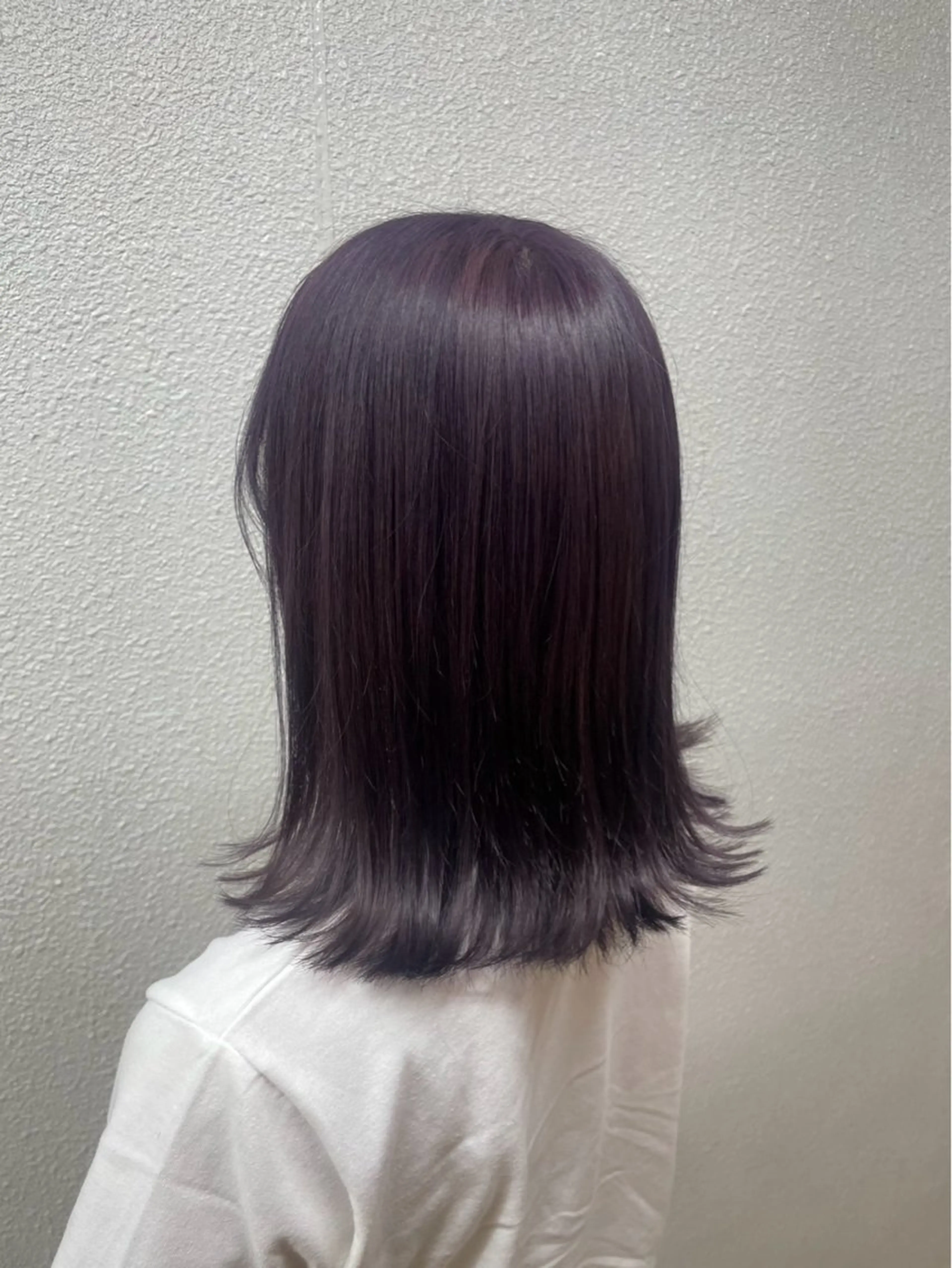 ミディアム カラー 濱本 樹蘭のヘアスタイル