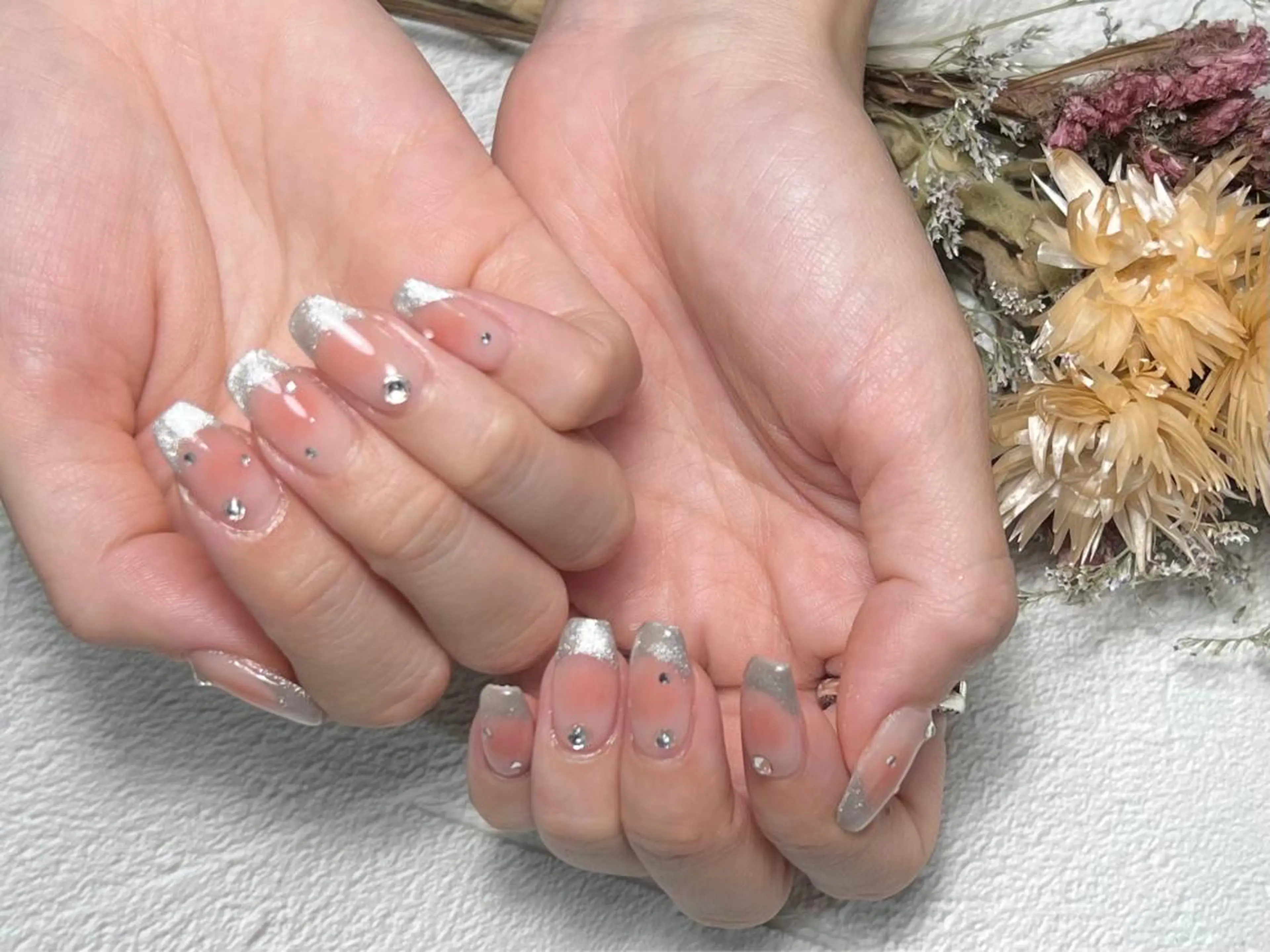 ネイル チークネイル フレンチネイル マグネットネイル マグネットフレンチ Kanna Yuki カンナユキのネイルデザイン