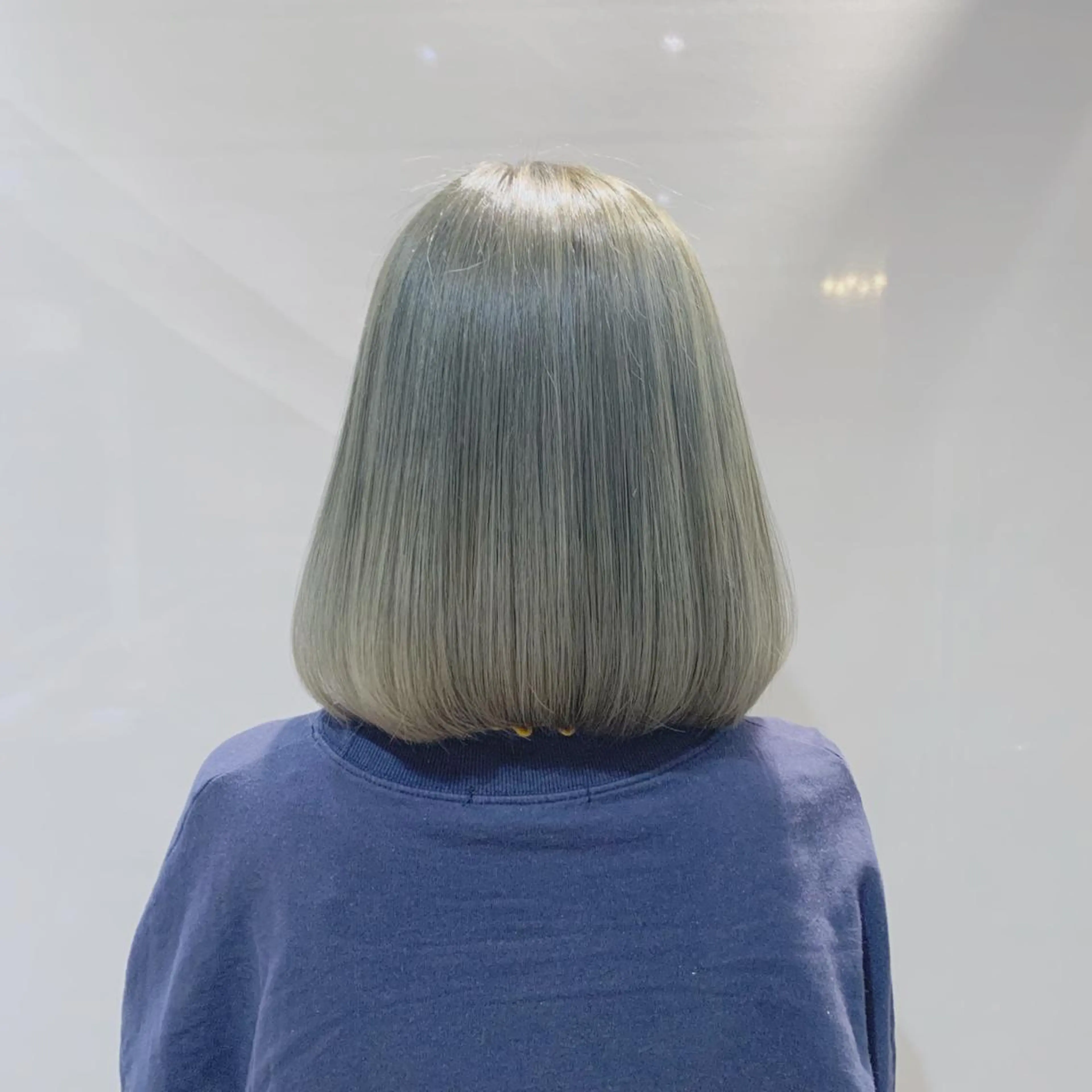 ミディアム カラー ヘアアレンジ ブリーチ ミント シルバー As hair所属・柔らか垢抜けｶﾗｰと ｶｯﾄ🫧ASUKAのヘアスタイル