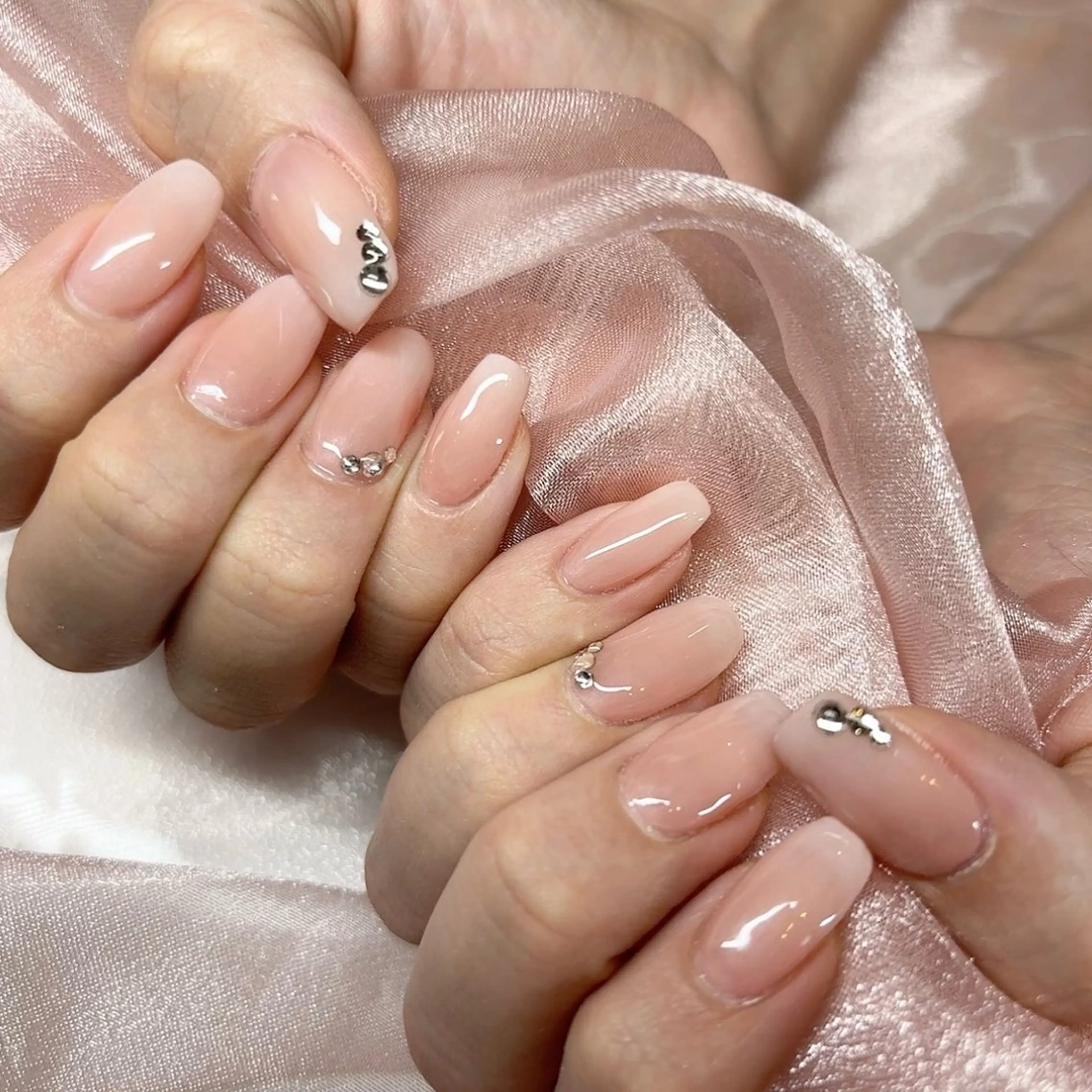 ネイル mimi やとみのネイルデザイン