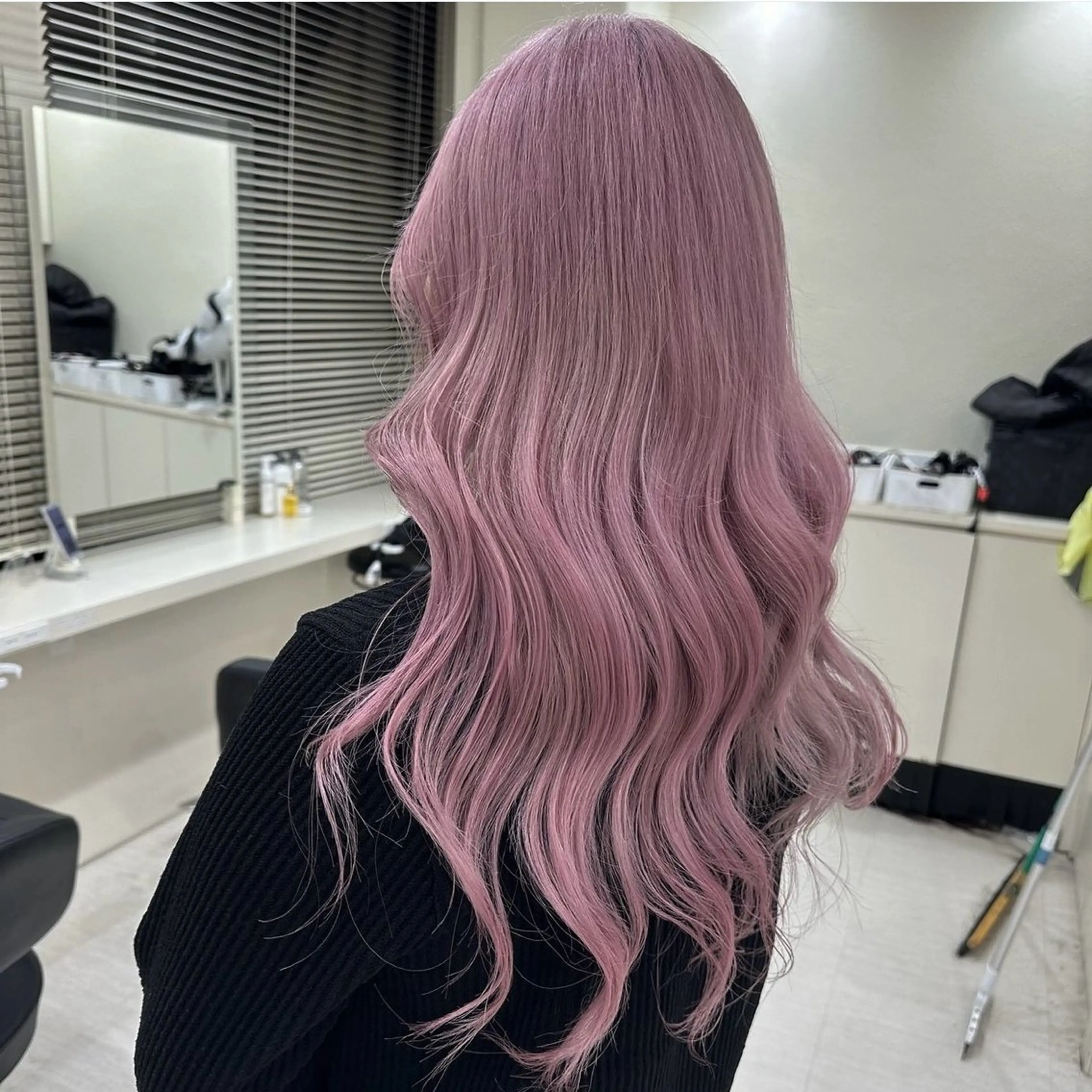 ロング ️🫧 AINE 🫧ハイトーンカラーのヘアスタイル