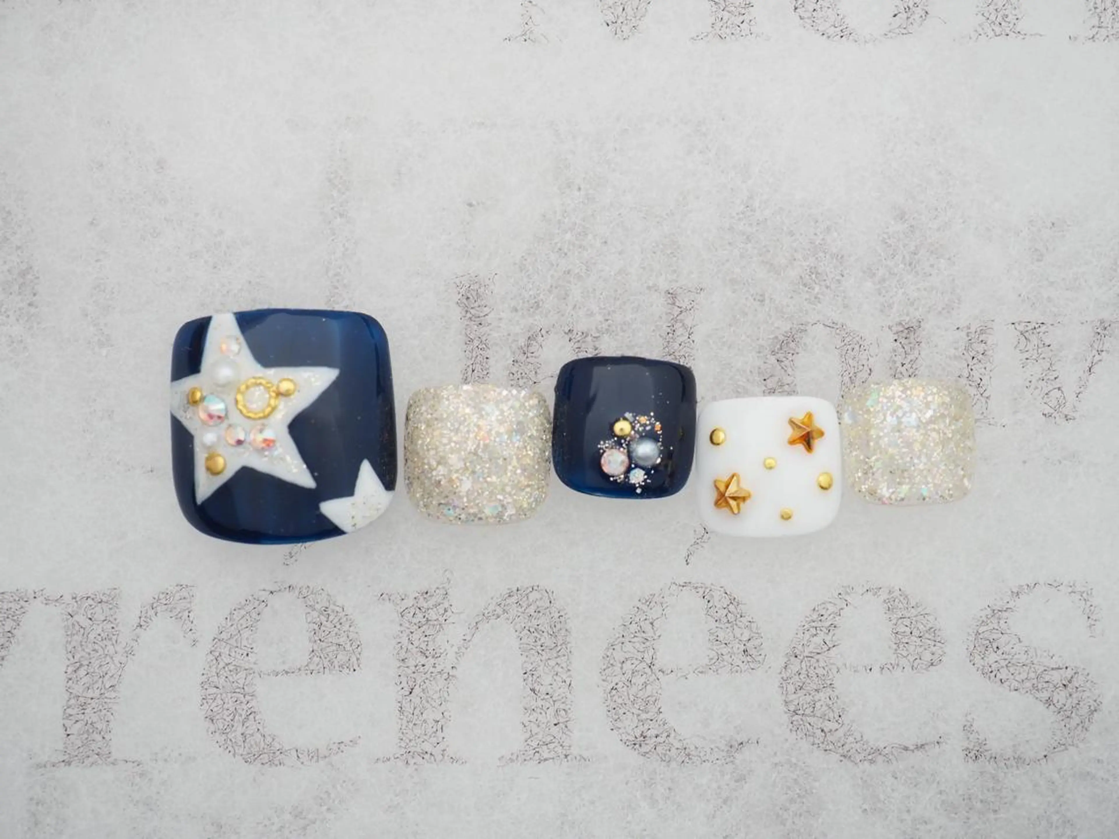 ネイル Laule'a Jr 🎀ネイリスト🌼のネイルデザイン