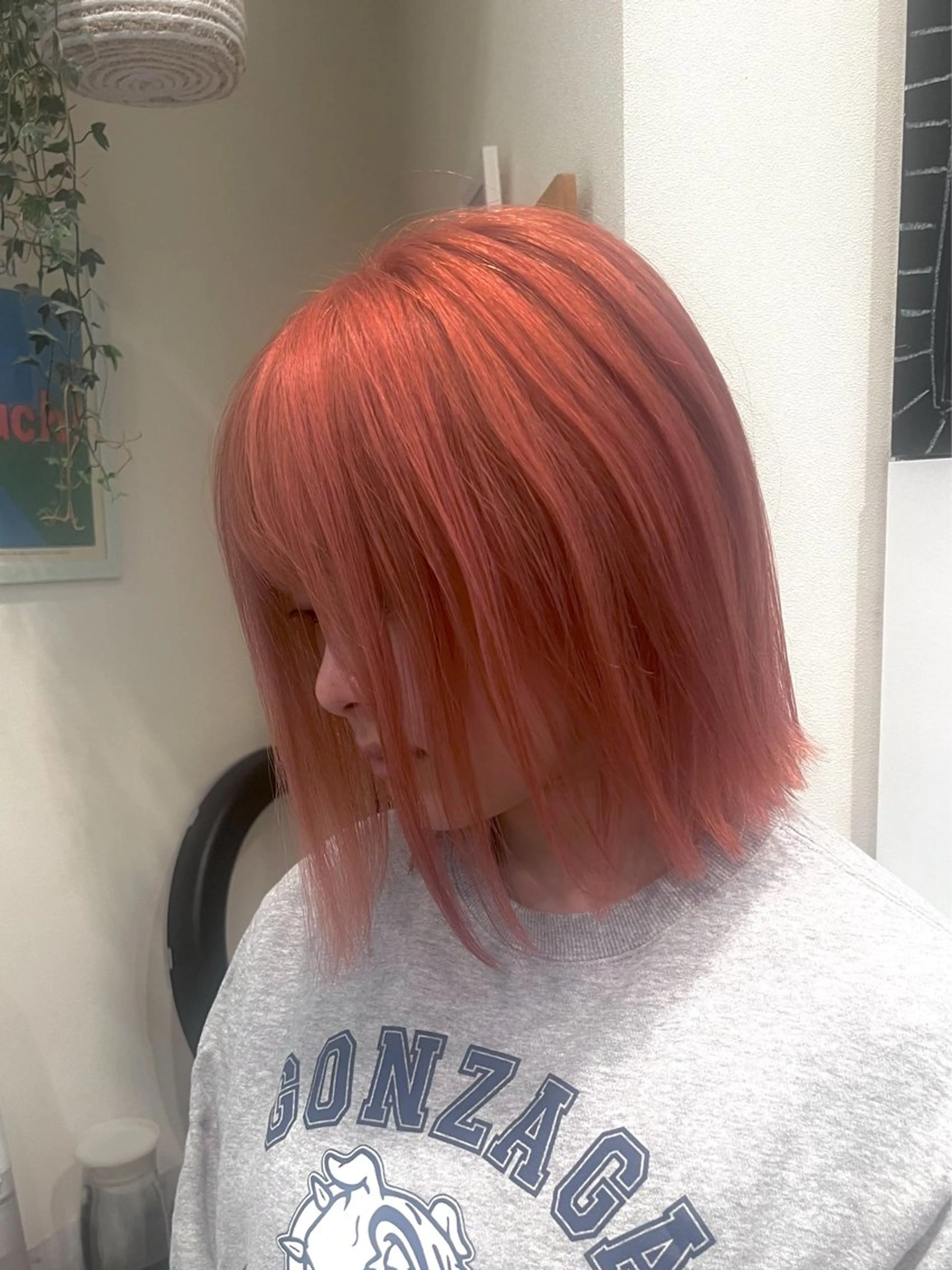 ショート カラー ブリーチ ブロンド ピンクカラー カット ヘアカラー トリートメント 顔周りレイヤー カット❄️石川瑠青のヘアスタイル