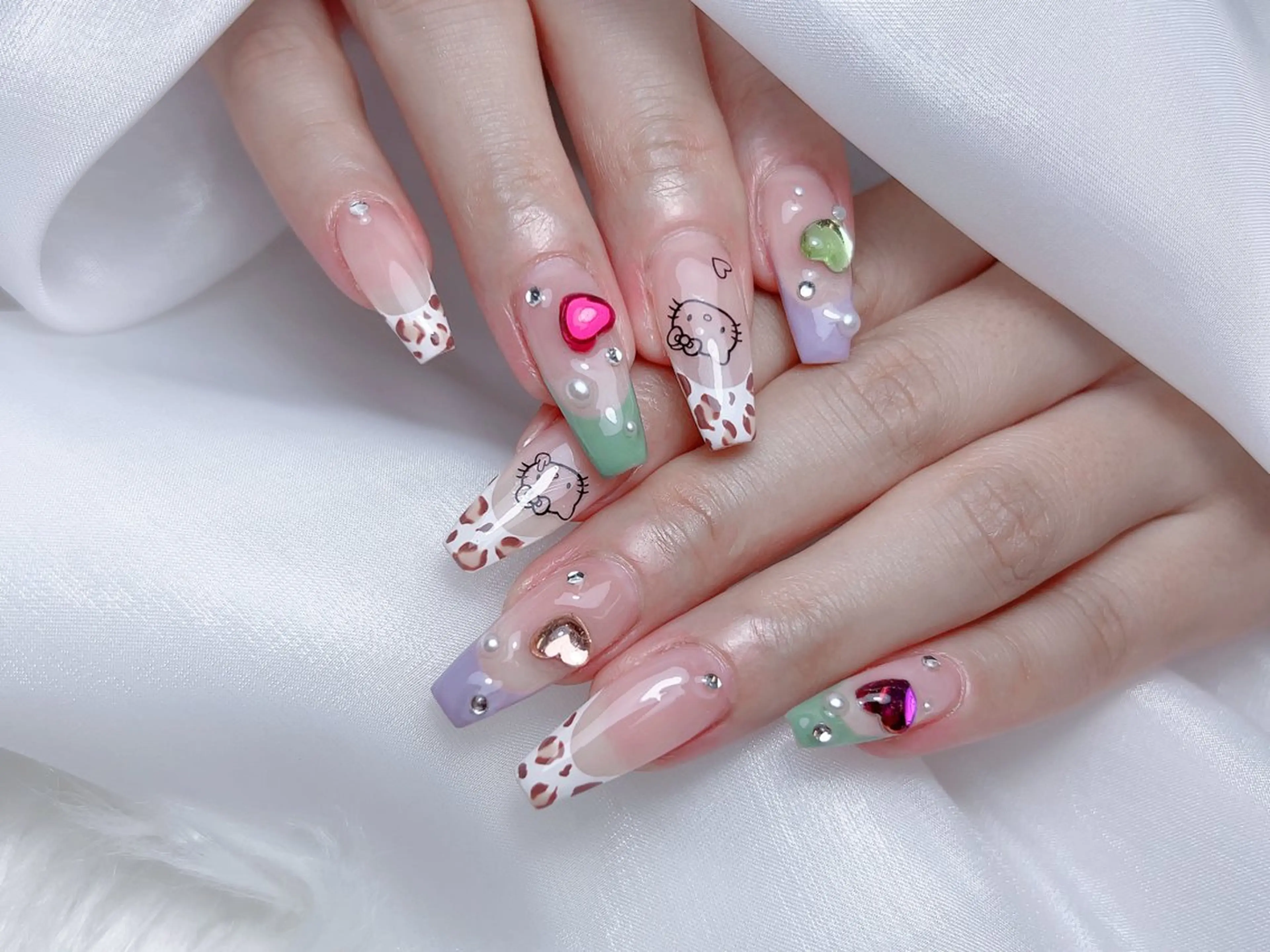 ネイル M🌷nail 長さだし専門店のネイルデザイン
