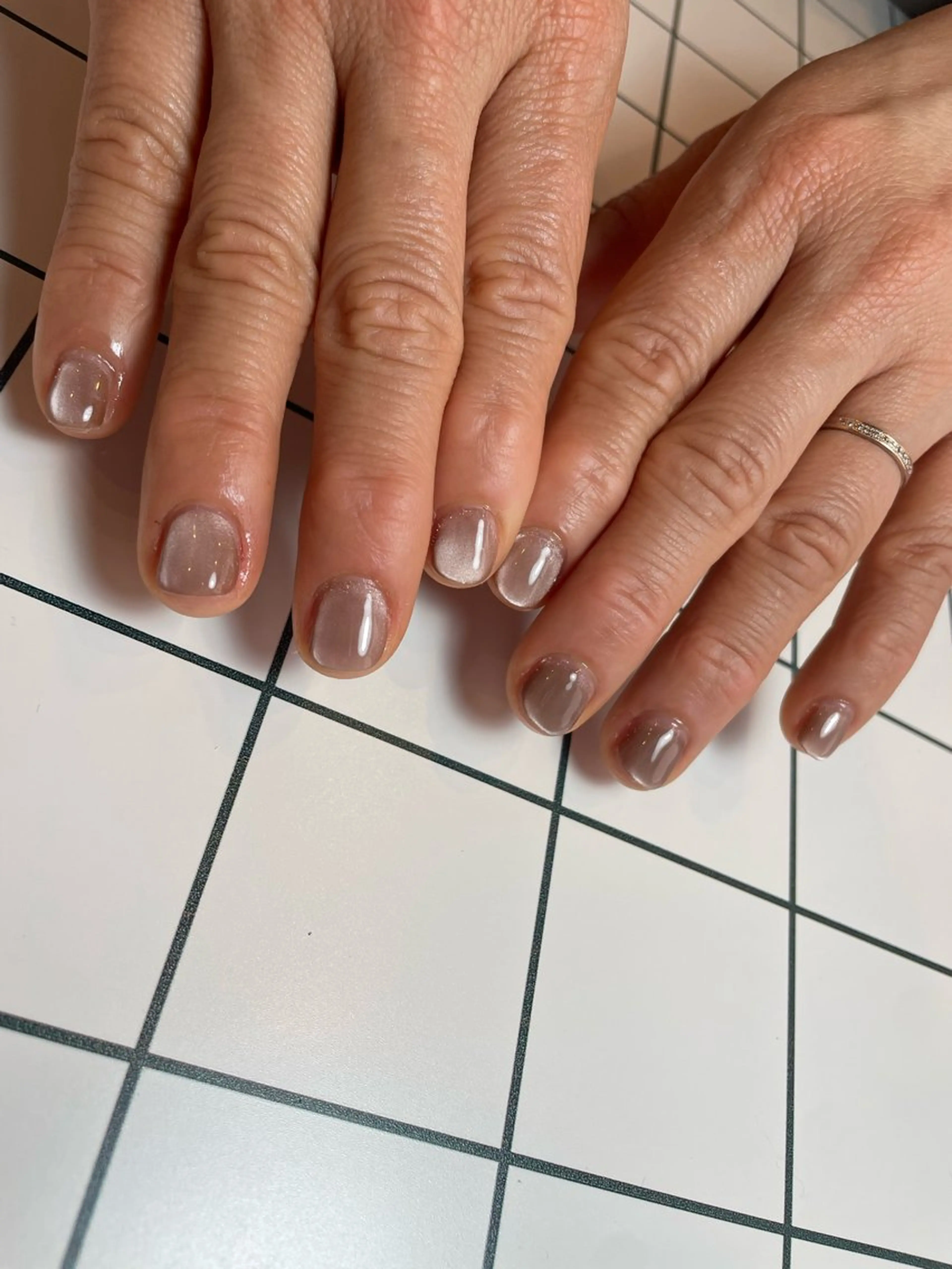 ネイル マグネットネイル nail salon POPPYのネイルデザイン