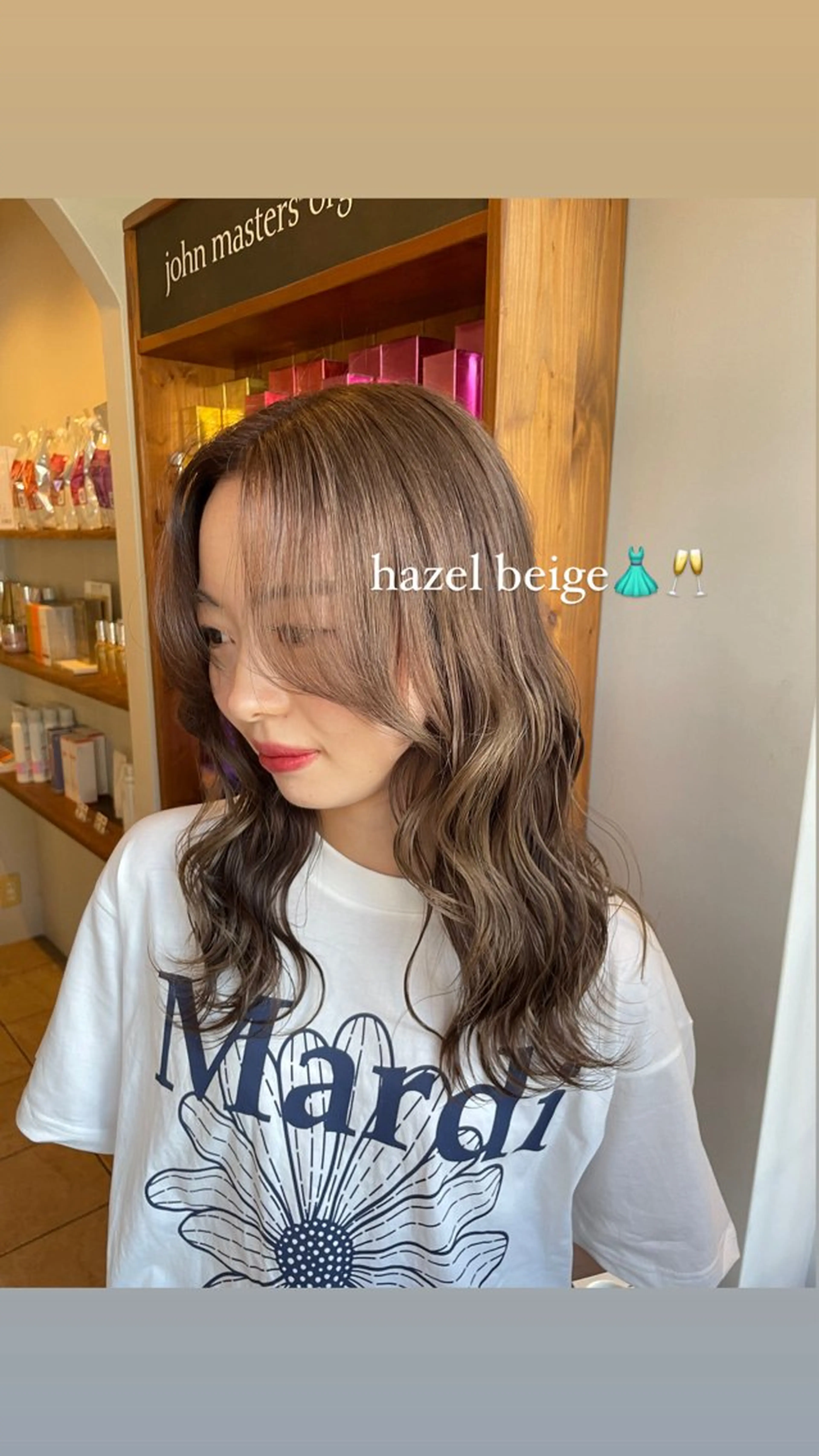 セミロング カラー ベージュカラー ブリーチ ヘーゼル 顔周りカット ヘアカラー ハイトーン/透明感 カラー/下出有沙のヘアスタイル