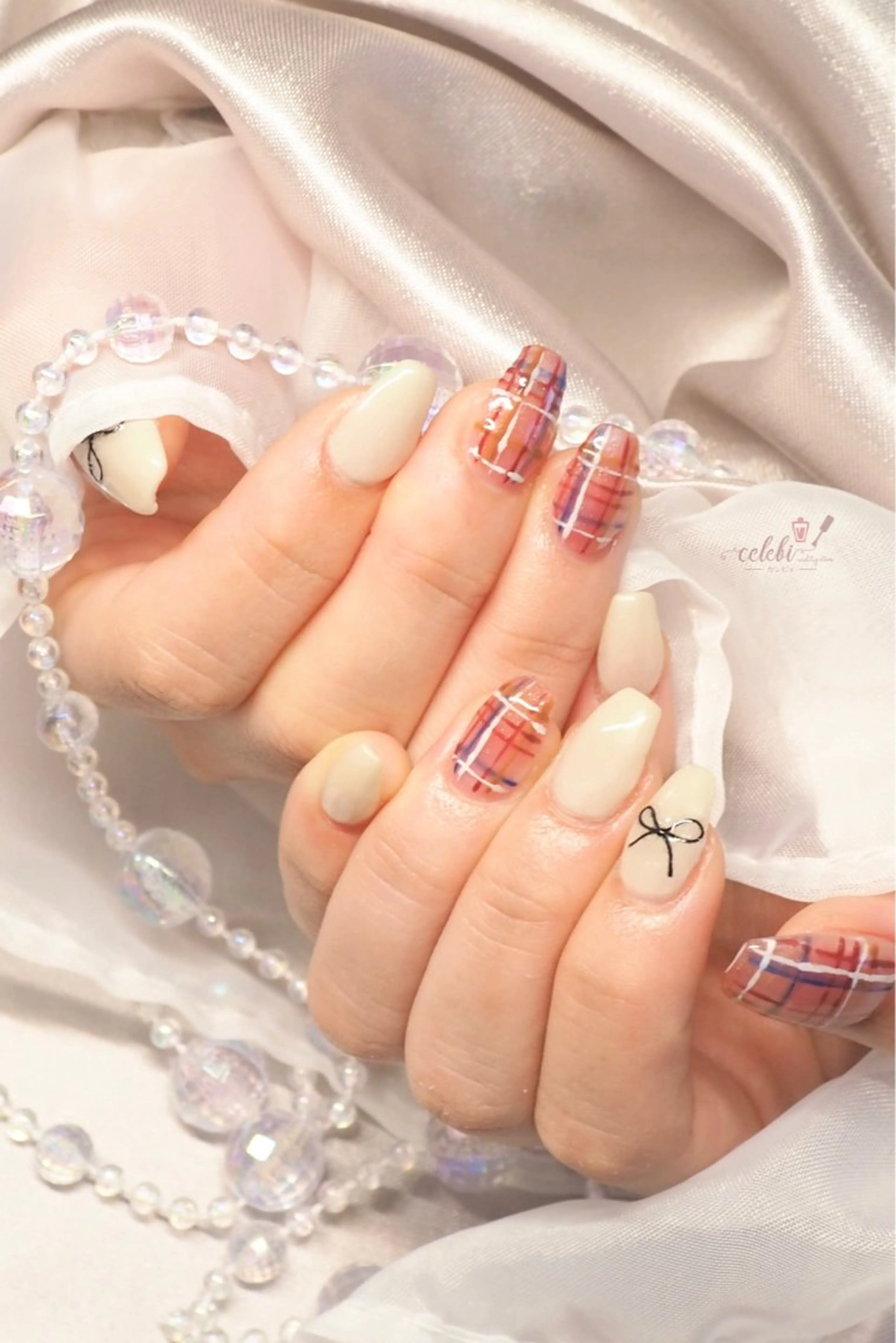 ネイル ハンドネイル ハンドケア オーダーネイルチップ サロンcelebiのネイルデザイン
