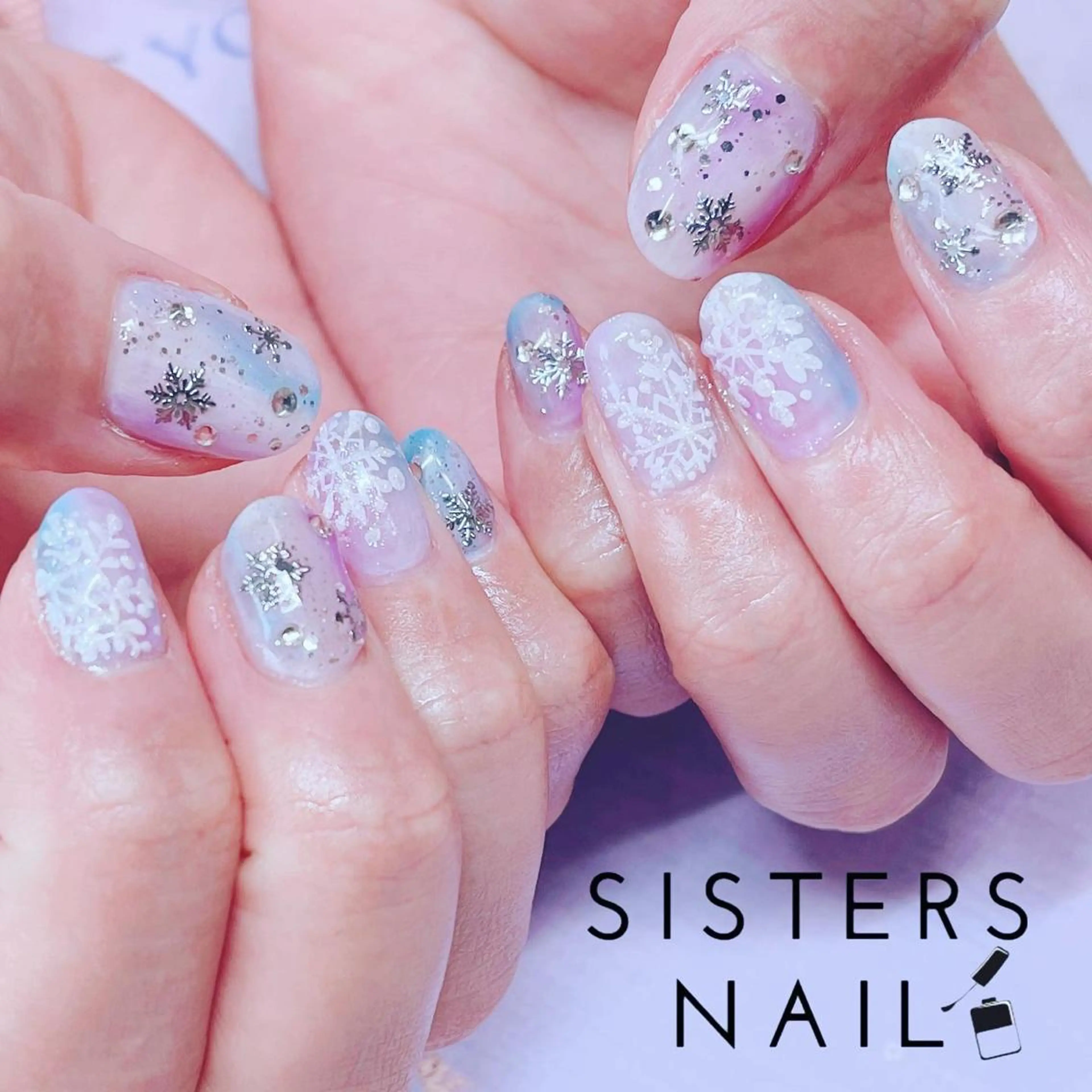 ネイル アートネイル ブルー キラキラネイル ニュアンスネイル パープル sisters nail.fのネイルデザイン