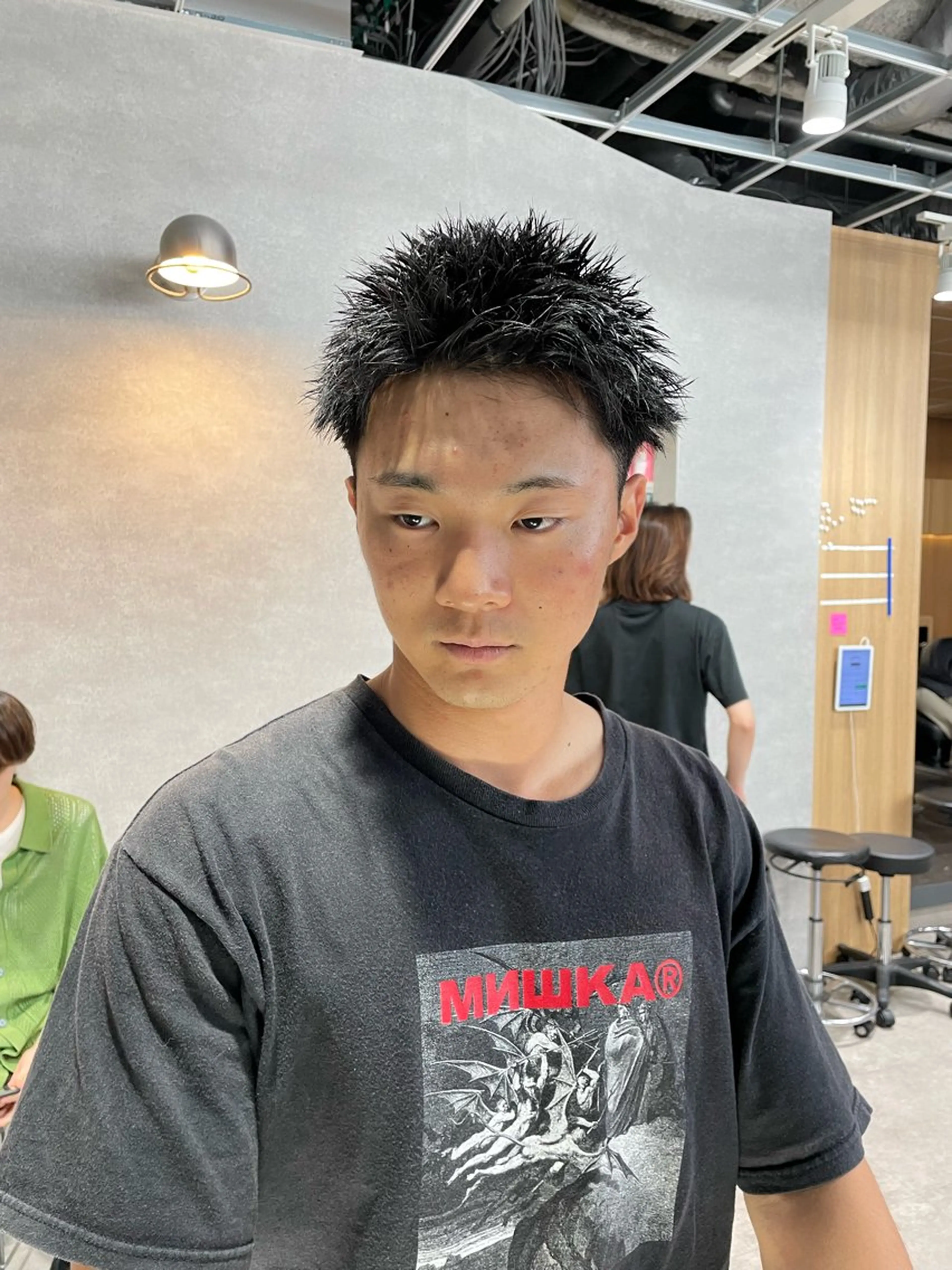 ショート メンズ スパイキーショート ショートヘア カット 垢抜けハイトーン☀／ 笑顔の美容師／しゅんのヘアスタイル