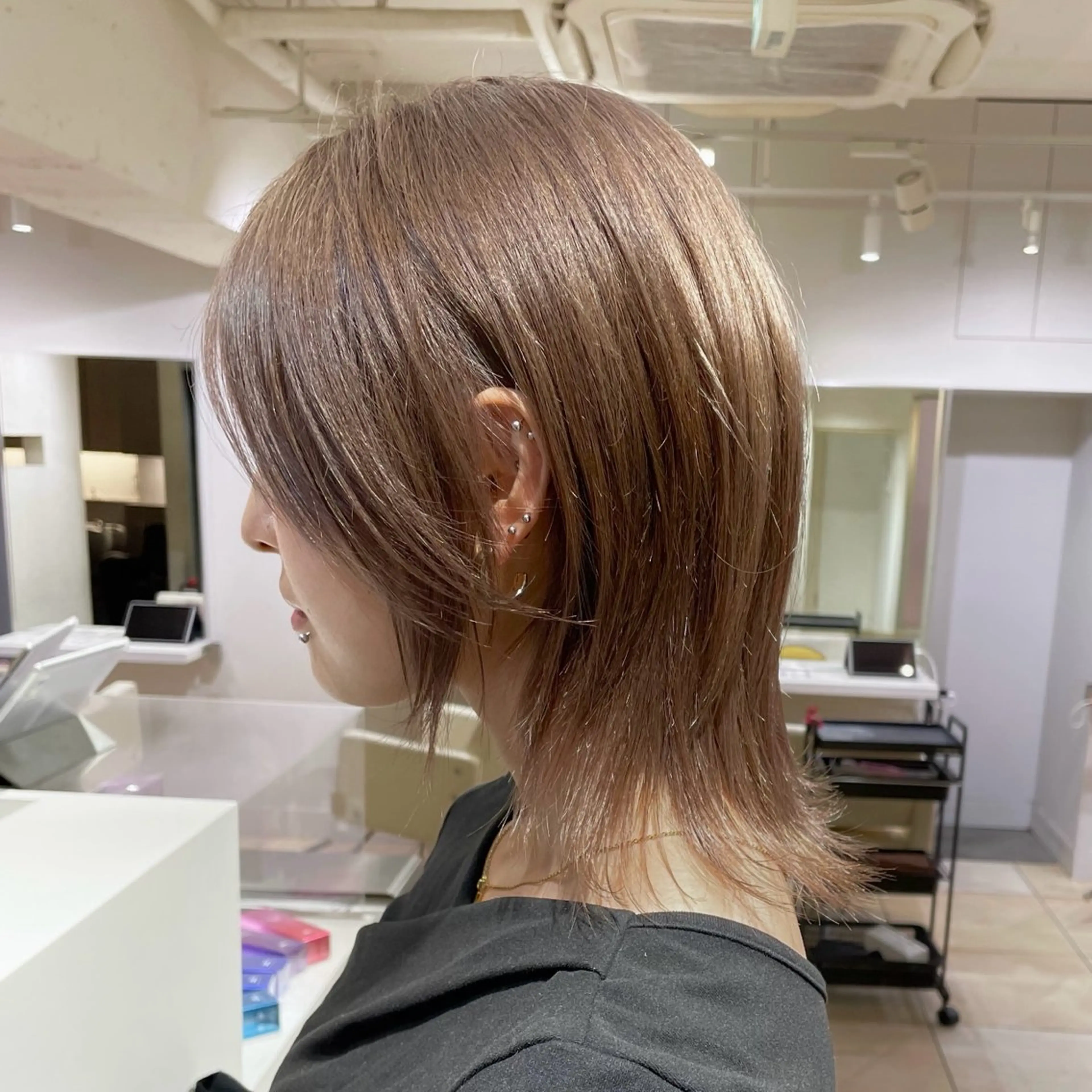 ミディアム 新宿/ネオウルフ✂️ 小顔レイヤー/池田のヘアスタイル