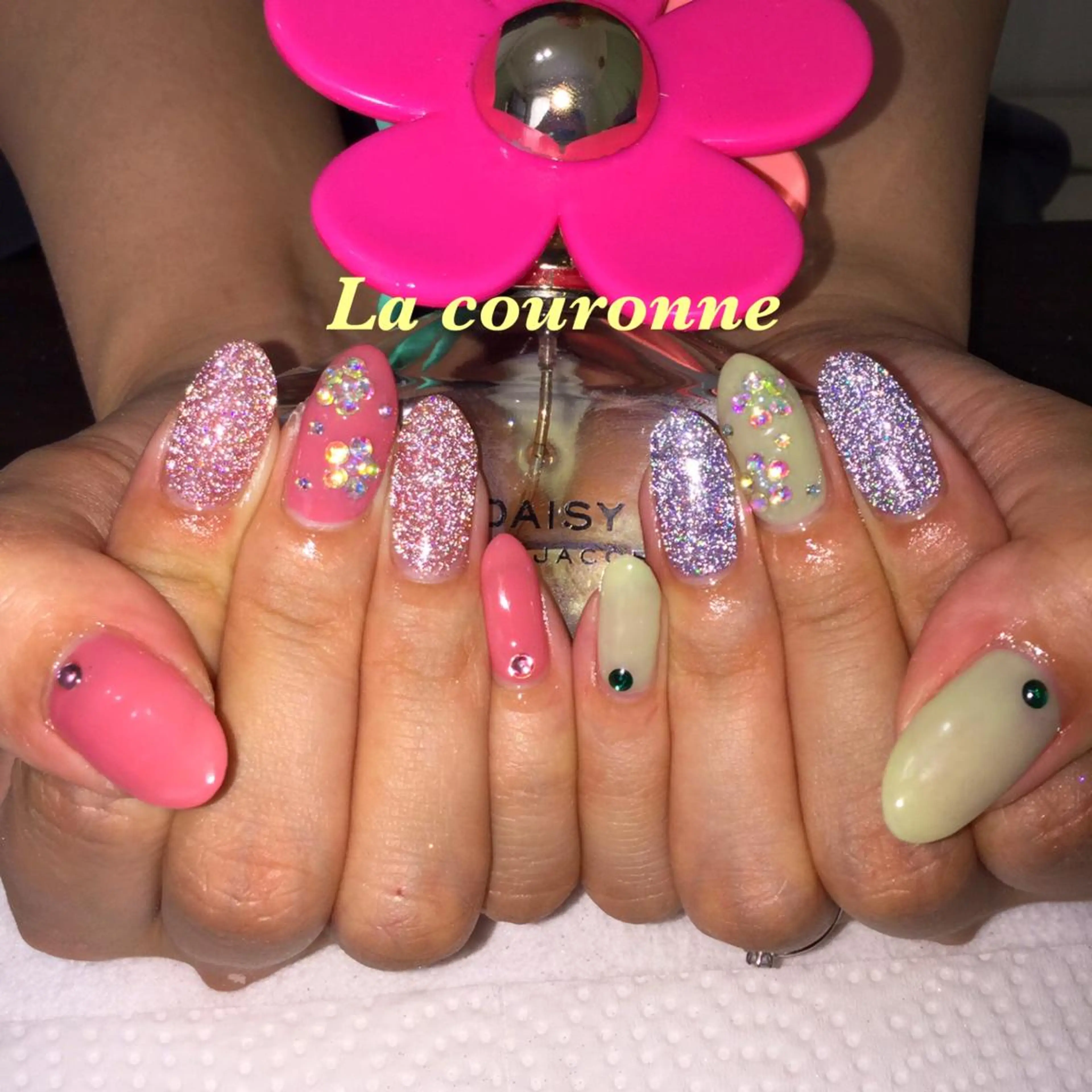 ネイル ハンドネイル Lacouronne NATSUMIのネイルデザイン