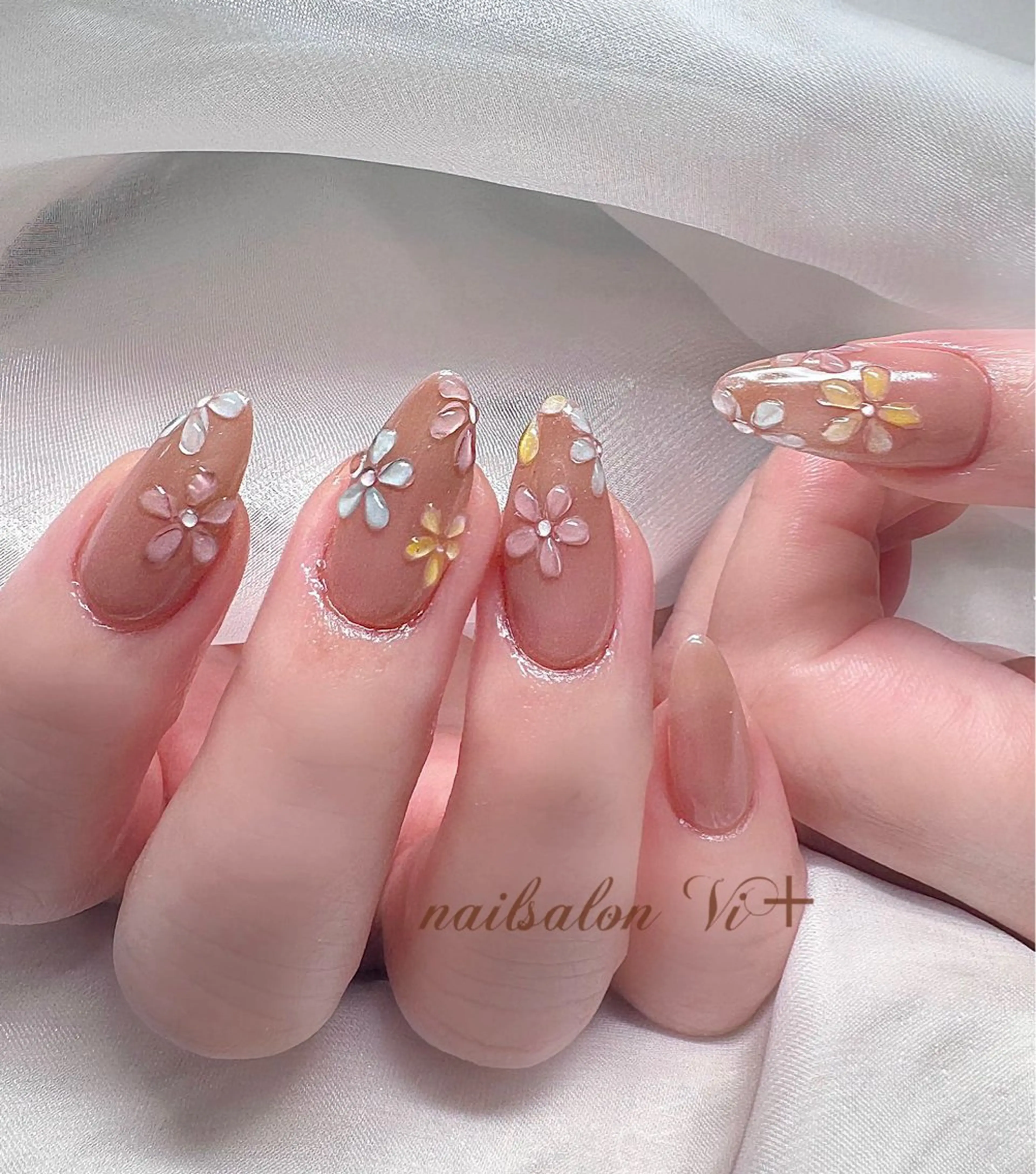 ネイル ハンドネイル ✨Nailsalon Vi+✨のネイルデザイン
