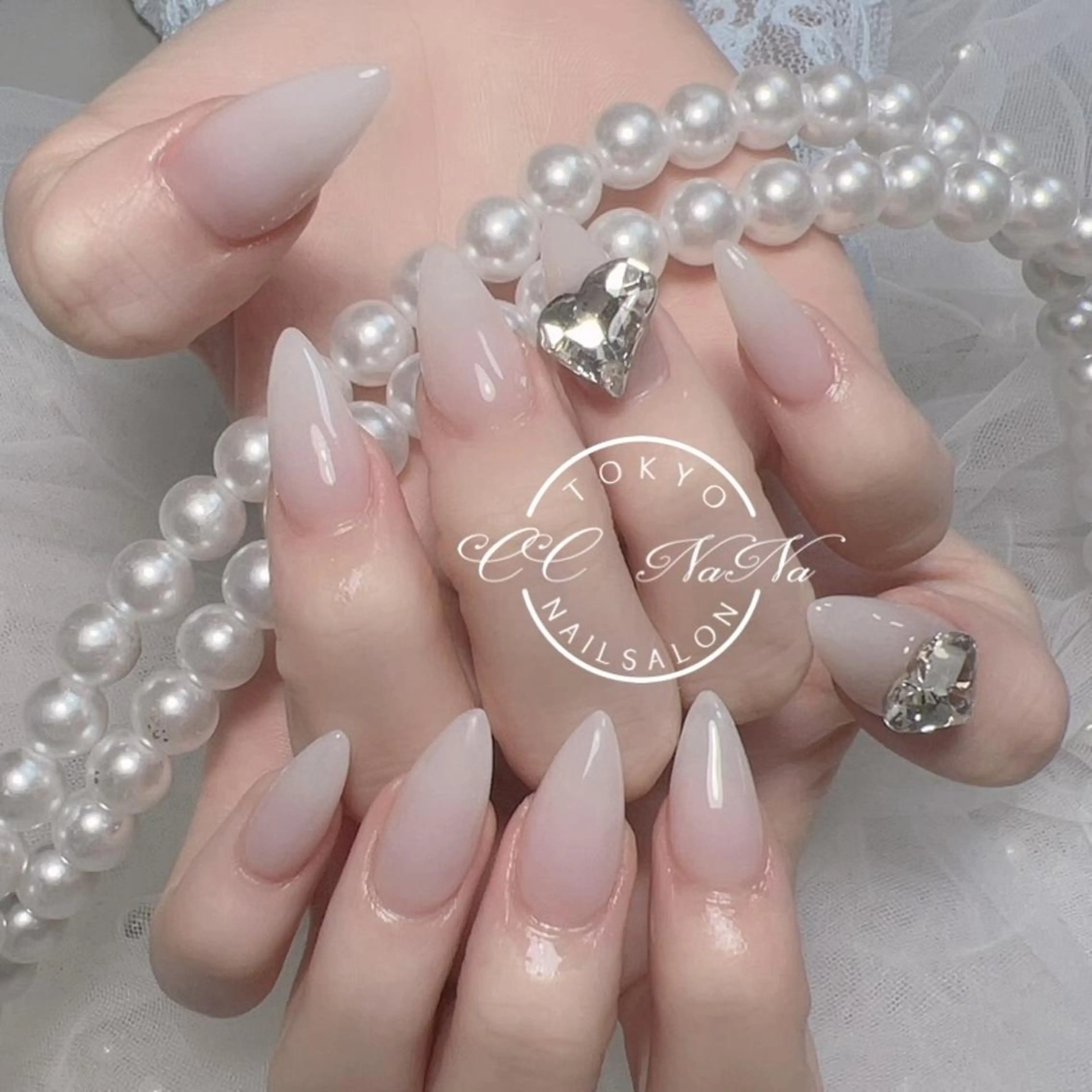 ネイル 韓国風ワンホンネイル パラジェル🩵roのネイルデザイン