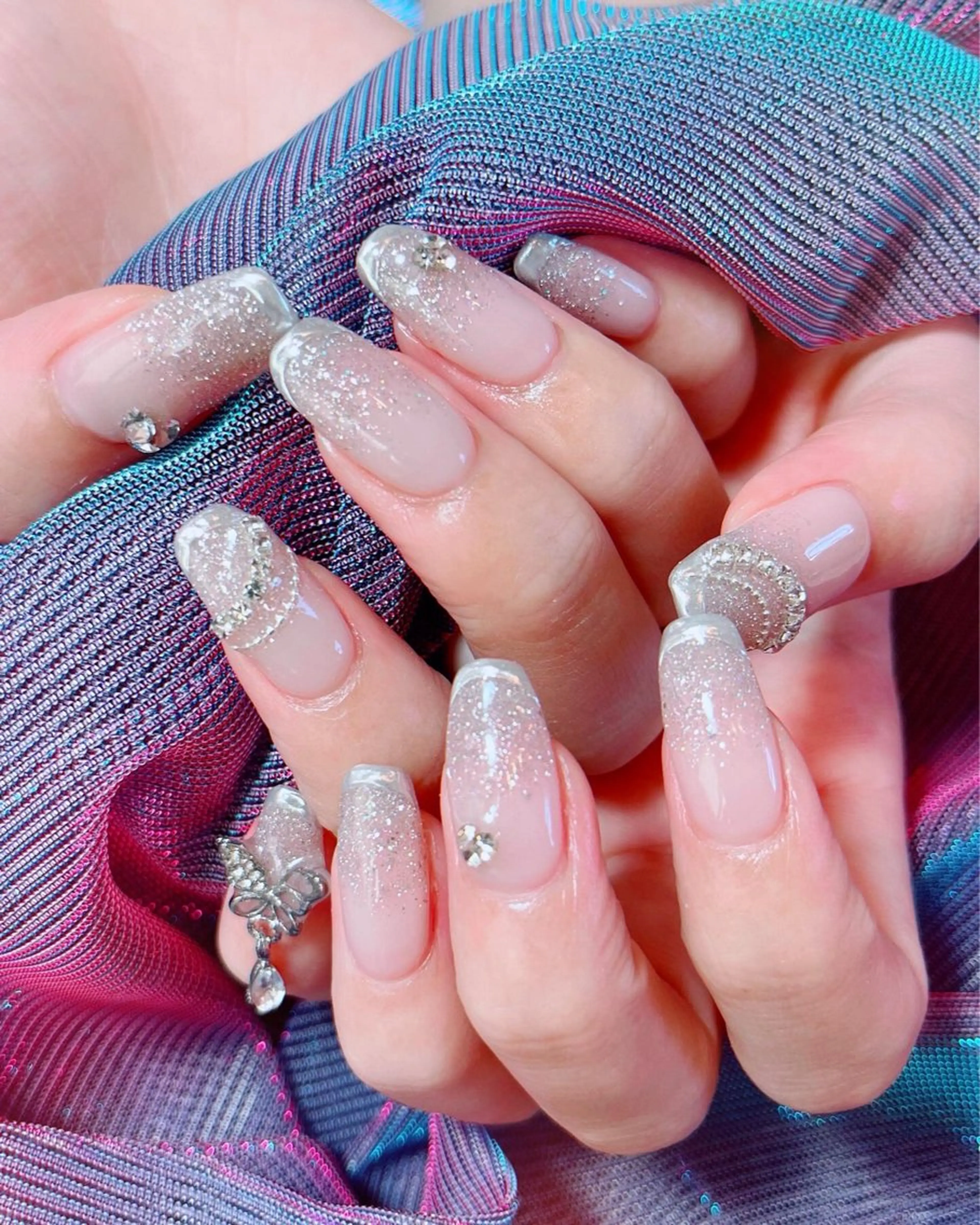 ネイル フラッシュネイル フレンチネイル ジェルネイル グラデーション ミラーネイル ruirui.naildesign所属・RUI ☆のネイルデザイン