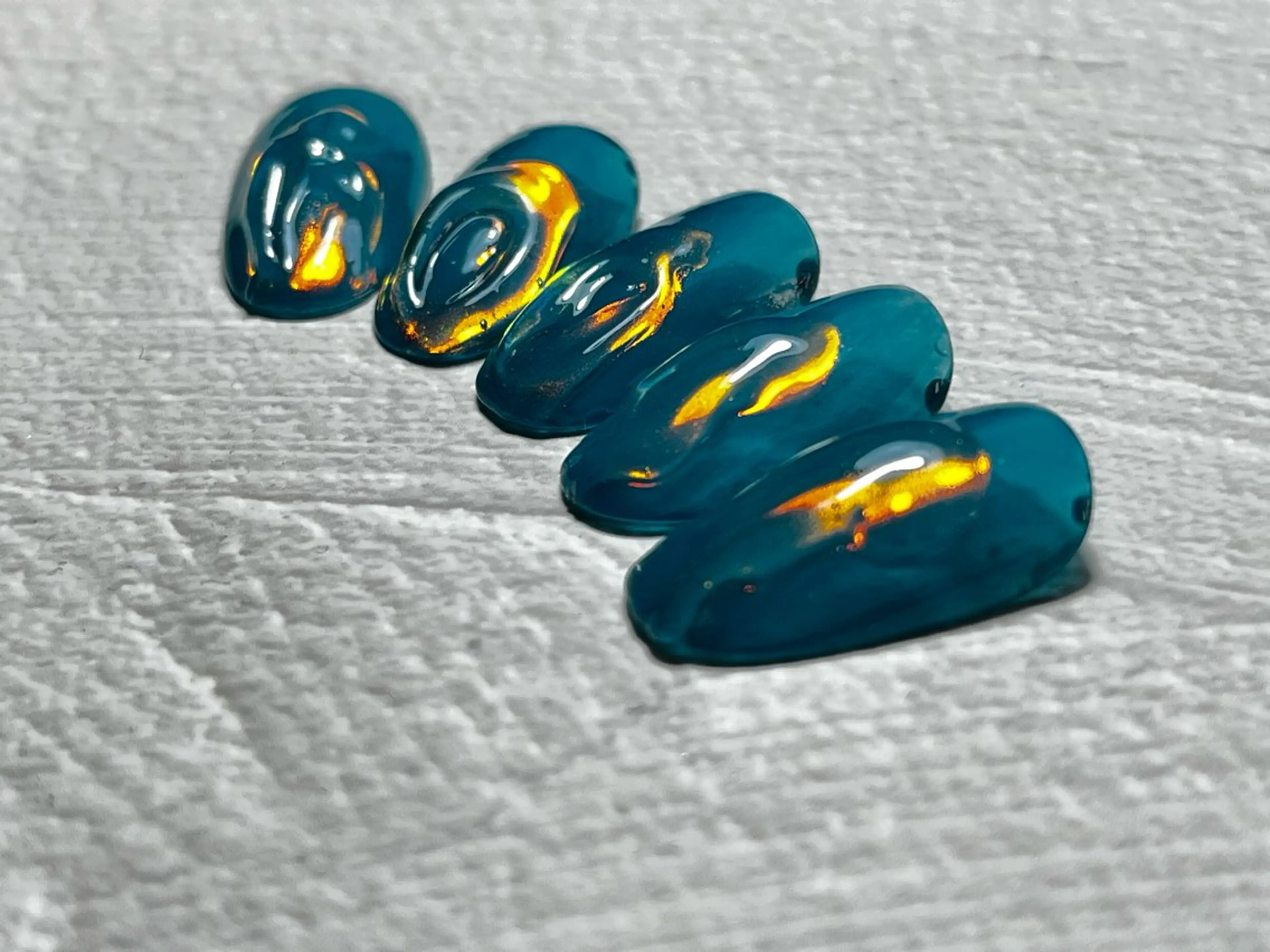 ネイル un +のネイルデザイン