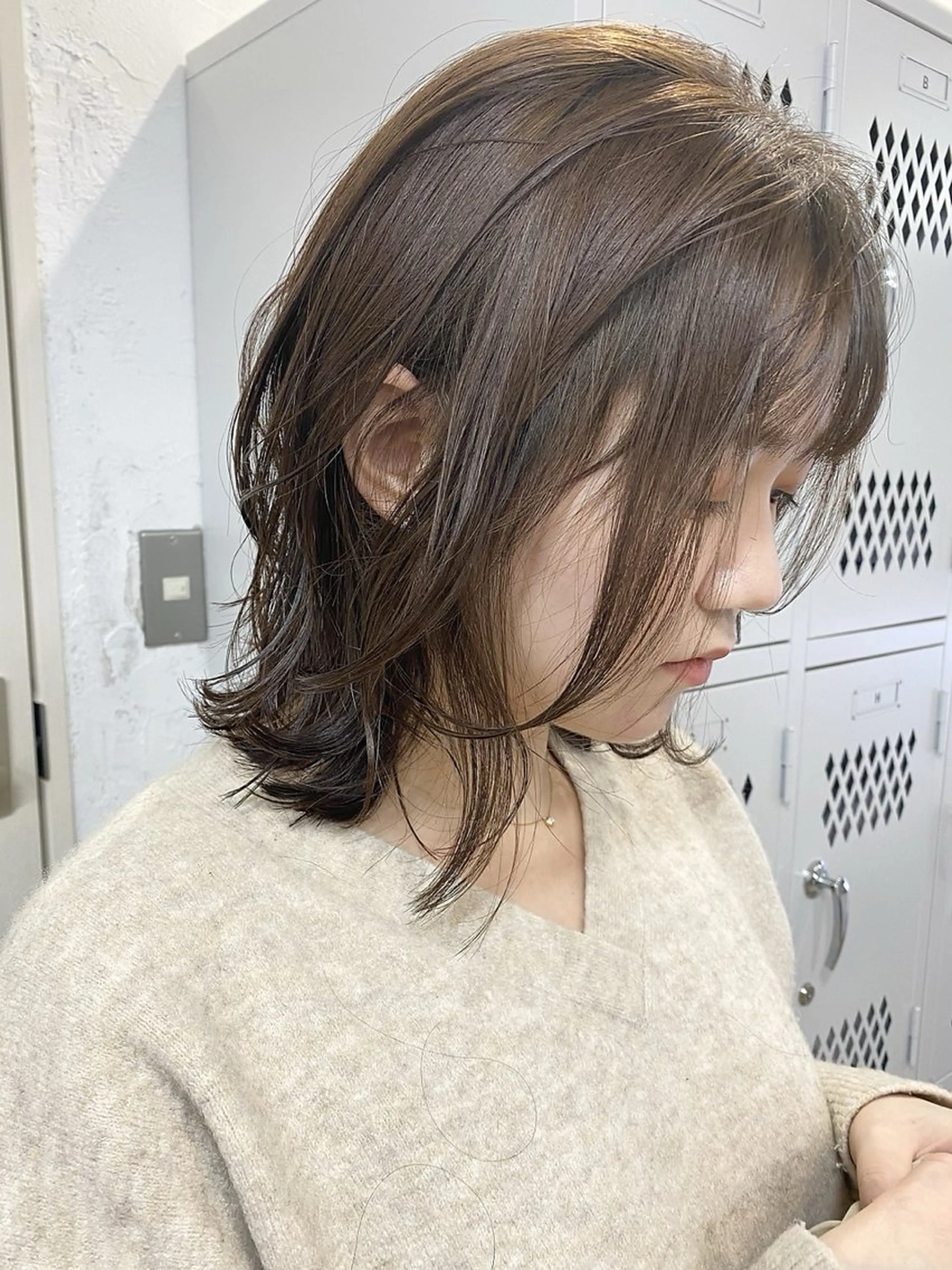 カラー techné所属・塔尾 真那のヘアスタイル