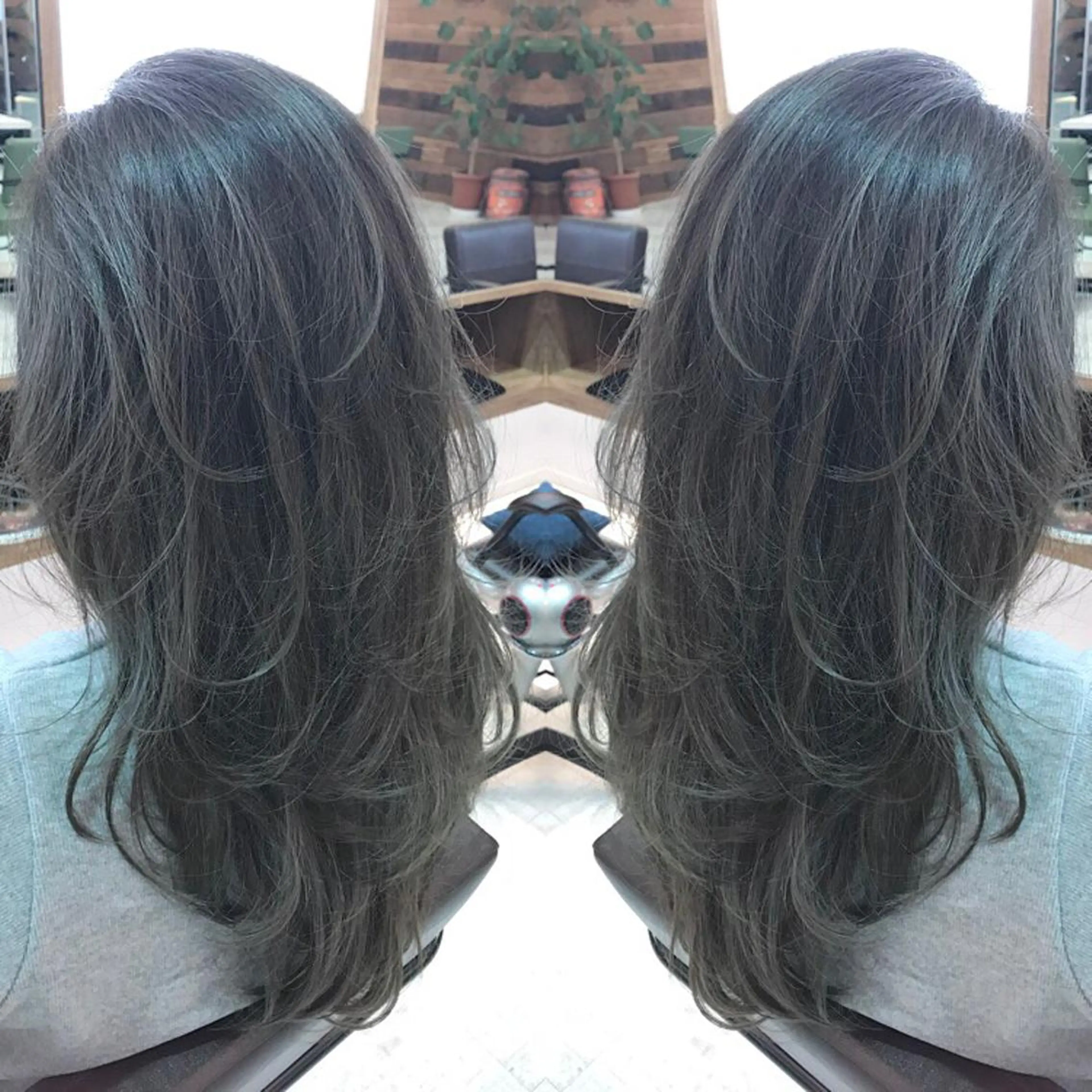 ロング カラー ハイライトカラー イルミナカラー ハイライト 青木 茂樹⭐️ 透明感カラーのヘアスタイル