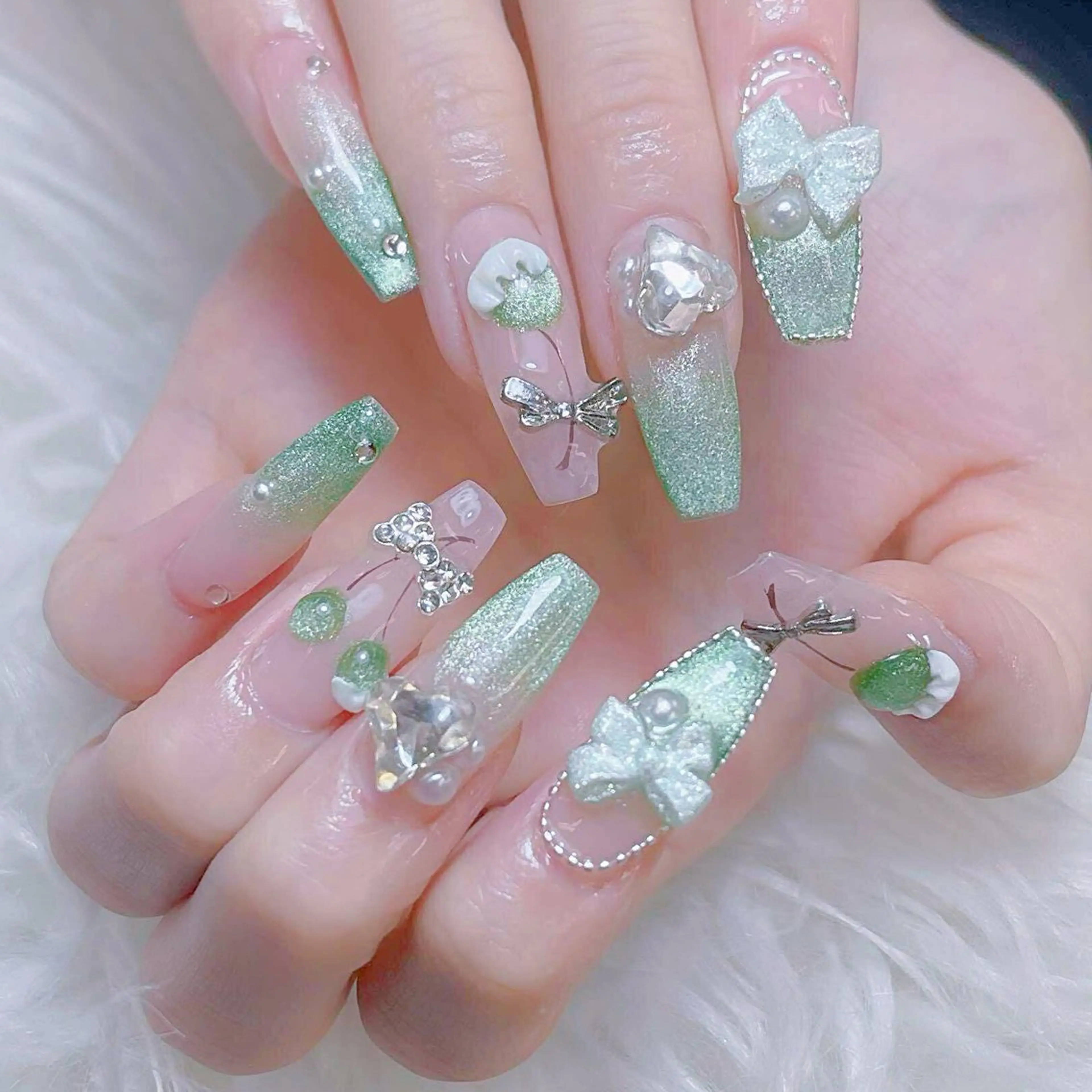 ネイル ハンドネイル ANH NAIL ゴテゴテ専門店💎のネイルデザイン
