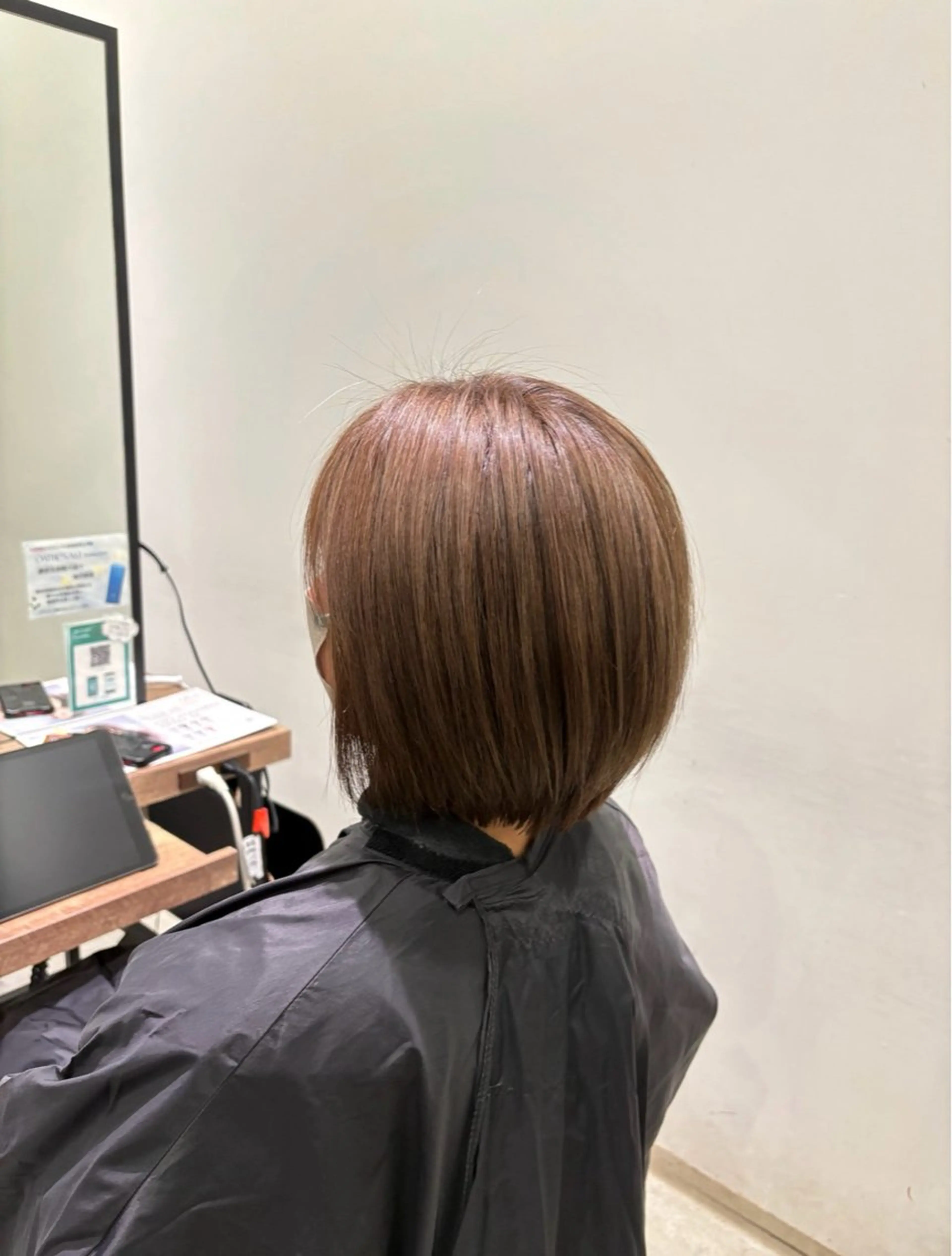 ミディアム ヘアカラー 大浦 姫奈のヘアスタイル