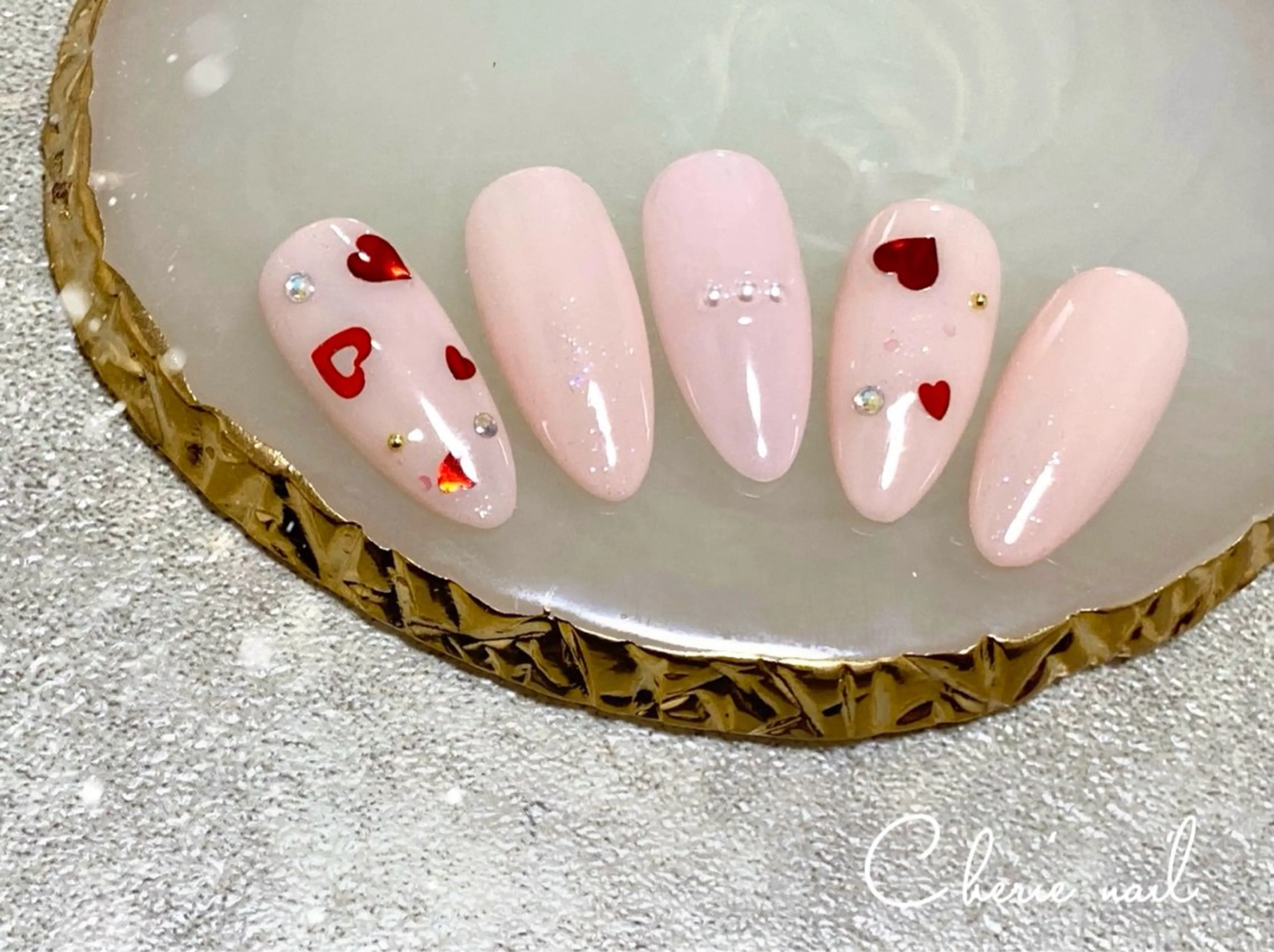 ネイル ジェルネイル ハート ピンク バレンタイン ハンドネイル Cherienail yunaのネイルデザイン