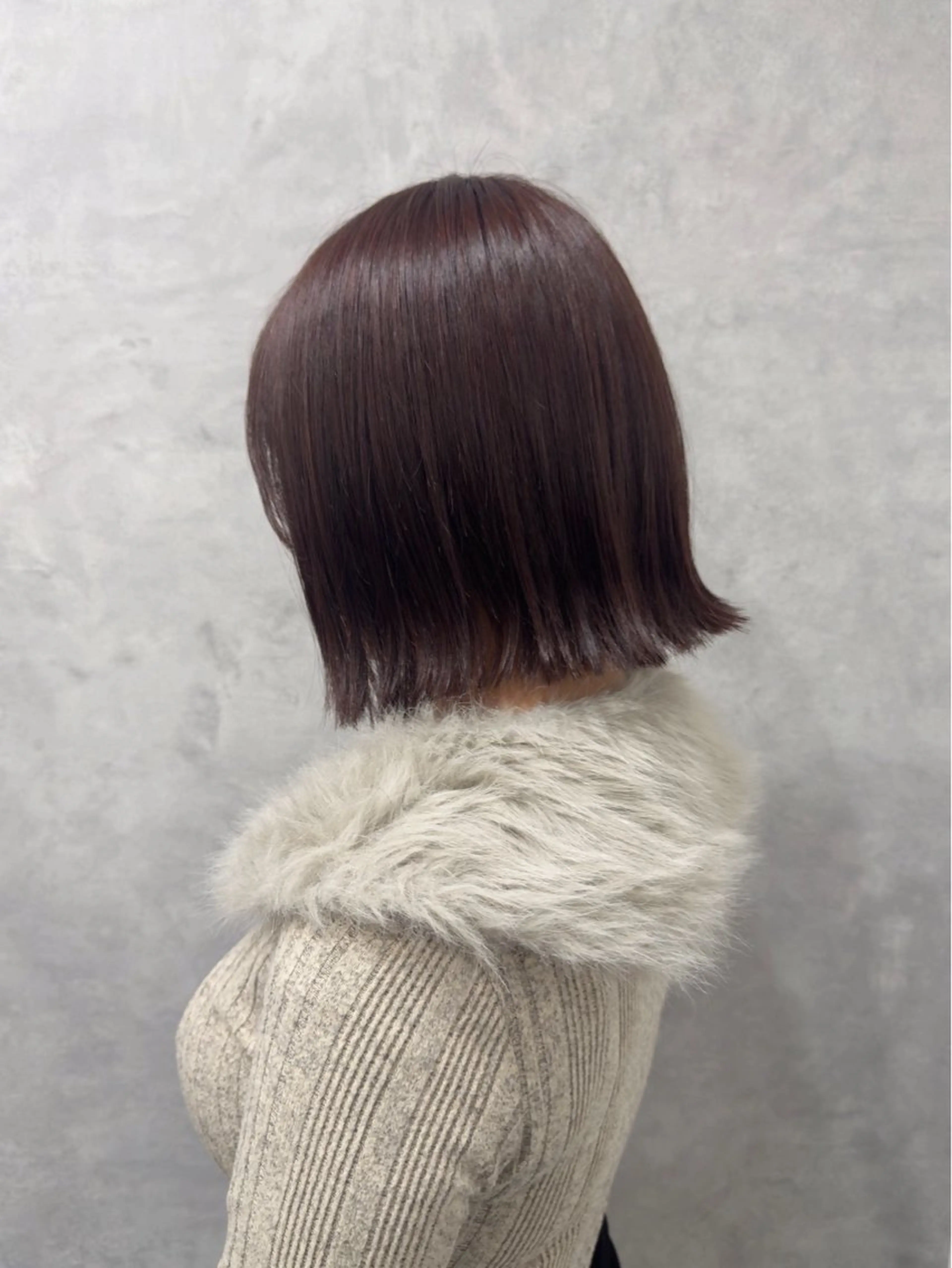 ショート カラー ブラウンカラー ボブ 外ハネヘア ヘアカラー トリートメント ✨️miiro✨️ ✨️セイヤ✨️のヘアスタイル