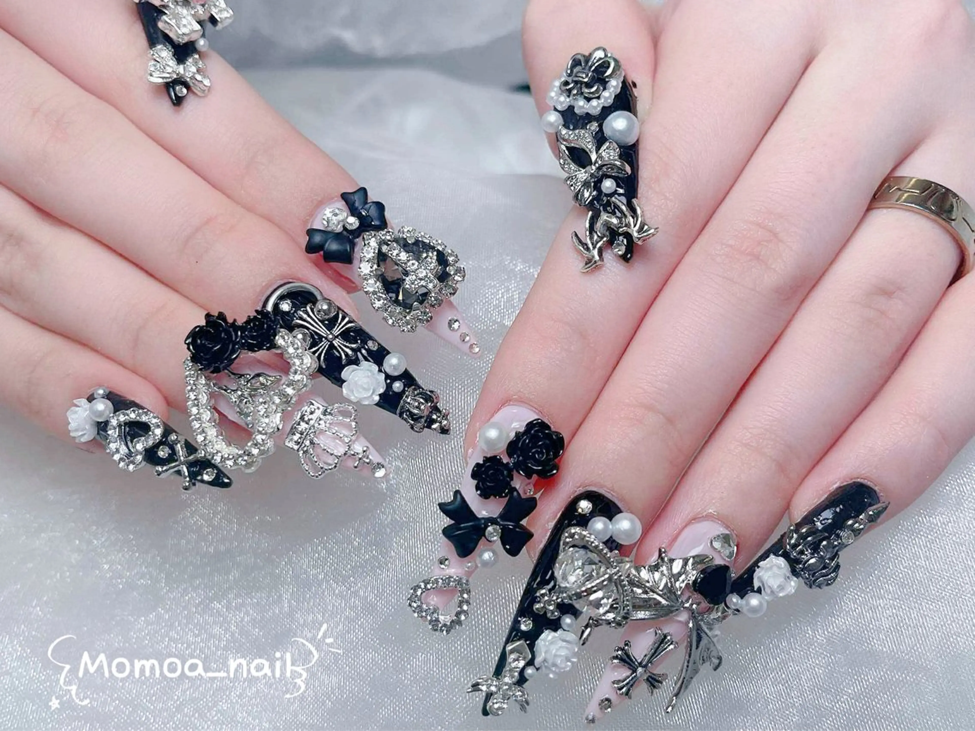 ネイル 成人式 ロングネイル マグネットネイル 大理石ネイル(マーブル) 持ち込み ハンドネイル MoMoA Nail ネイル長さ出し専門店のネイルデザイン