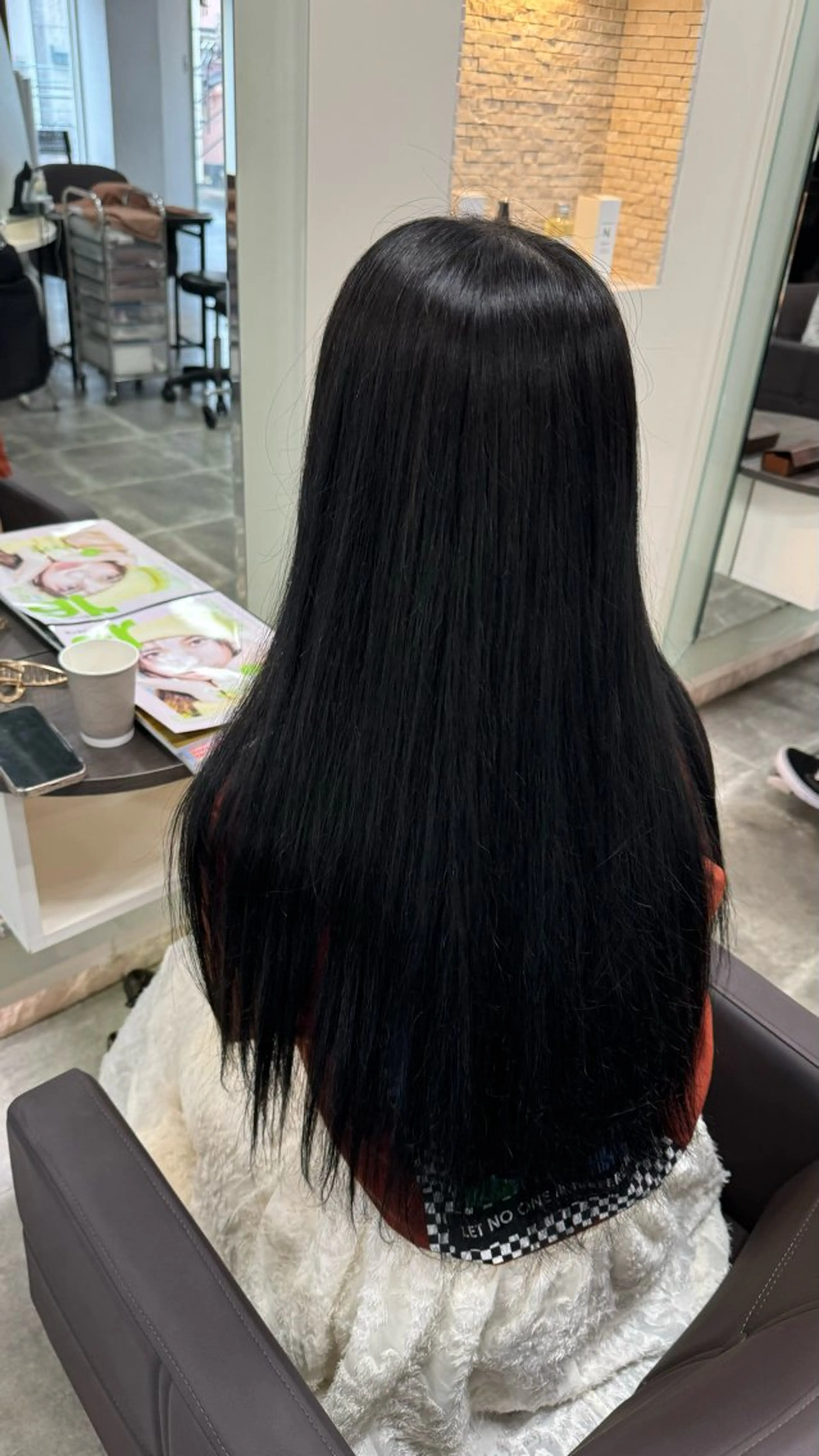 ロング カラー 渡邊 眞帆のヘアスタイル