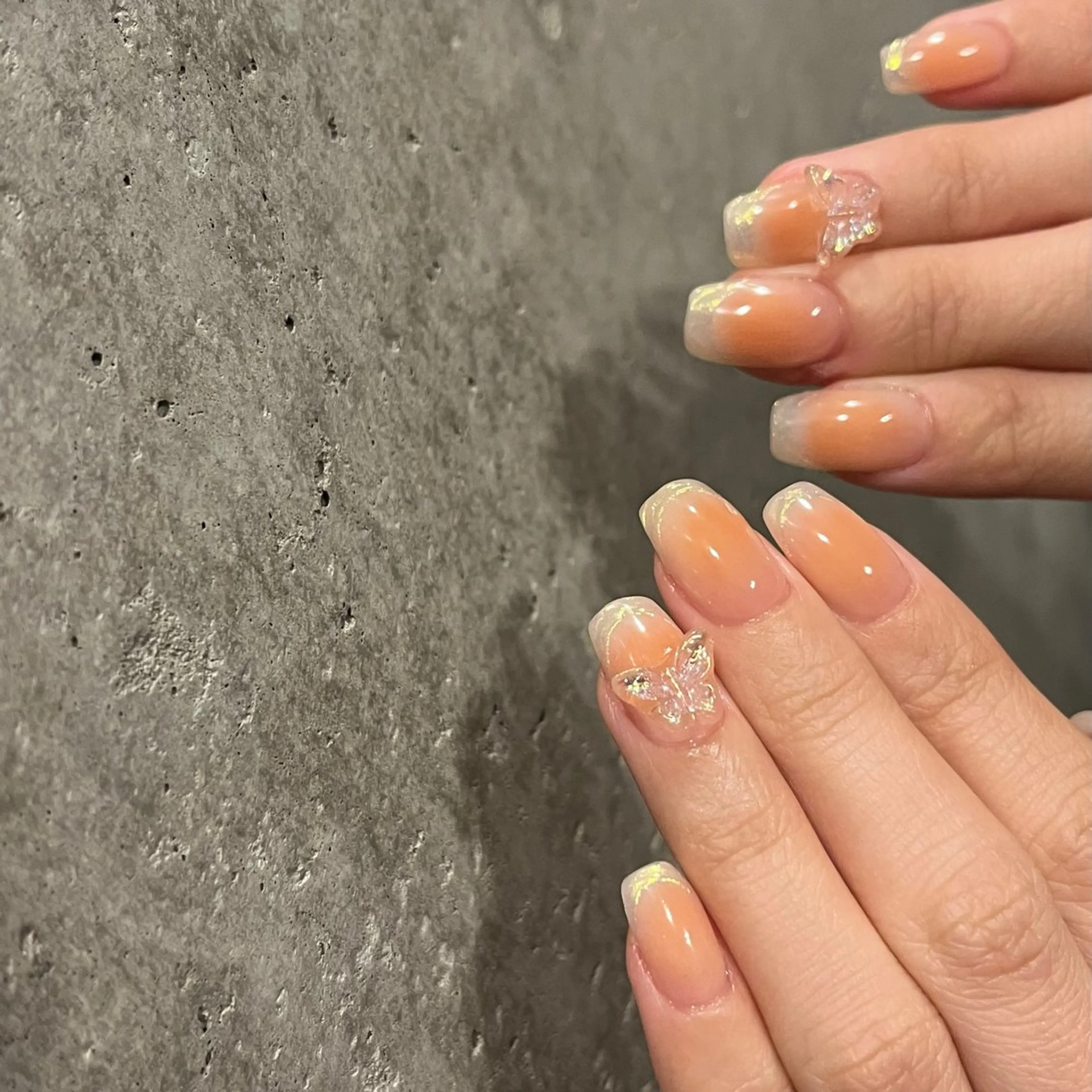 ネイル オーロラネイル チークネイル フレンチネイル Lélia nail Himariのネイルデザイン