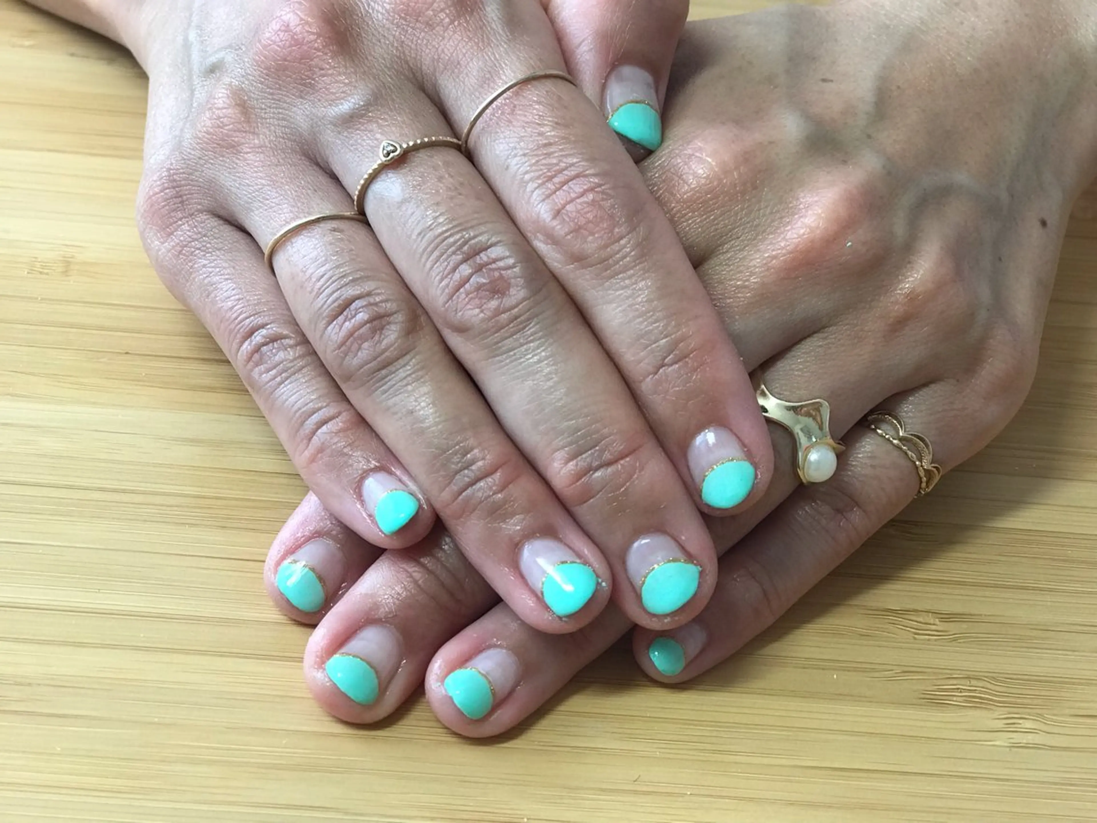 ネイル フレンチネイル グリーン 春ネイル ハンドネイル Nailist Missaのネイルデザイン