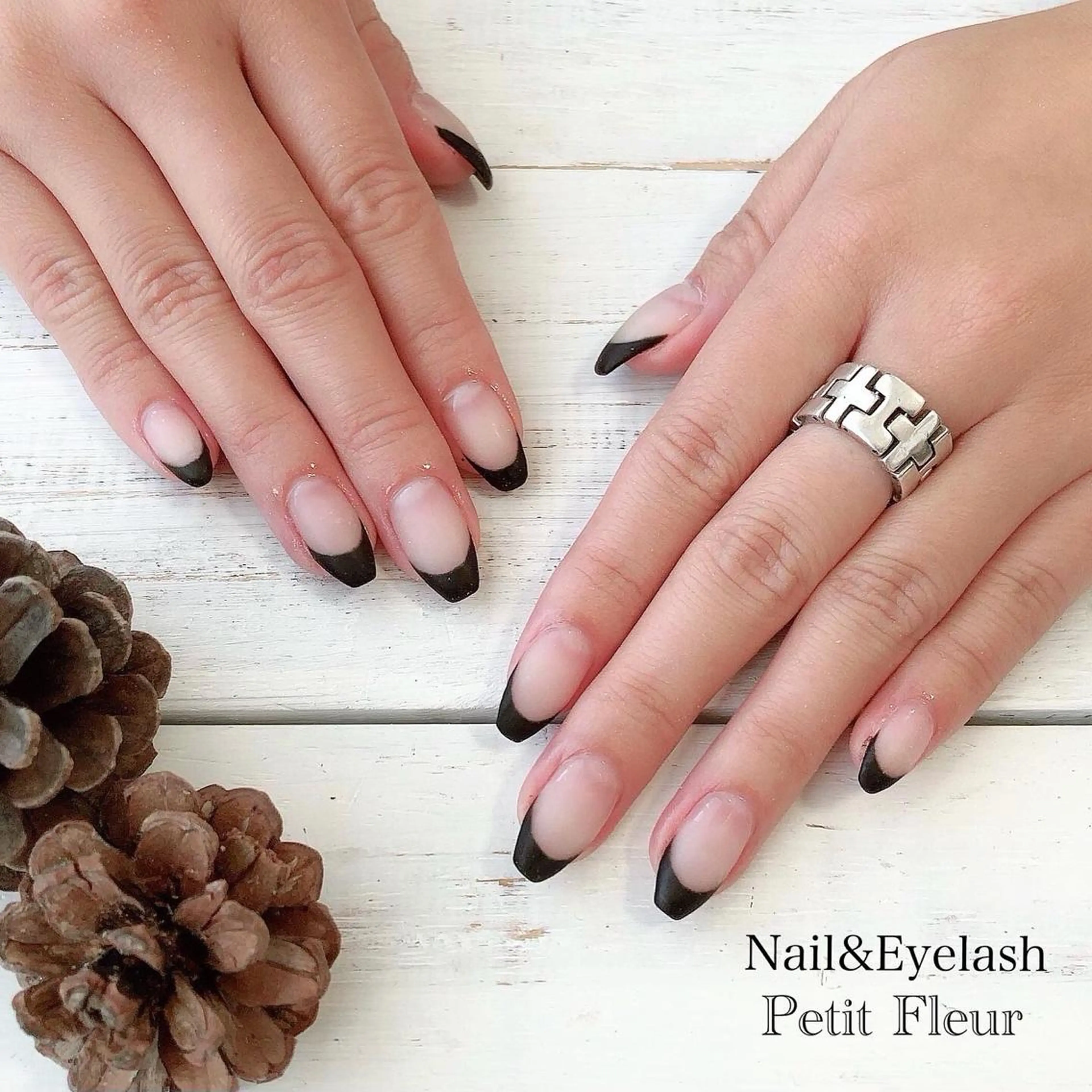 ネイル Petit Fleur所属・青柳 亜梨奈のマツエク・マツパデザイン