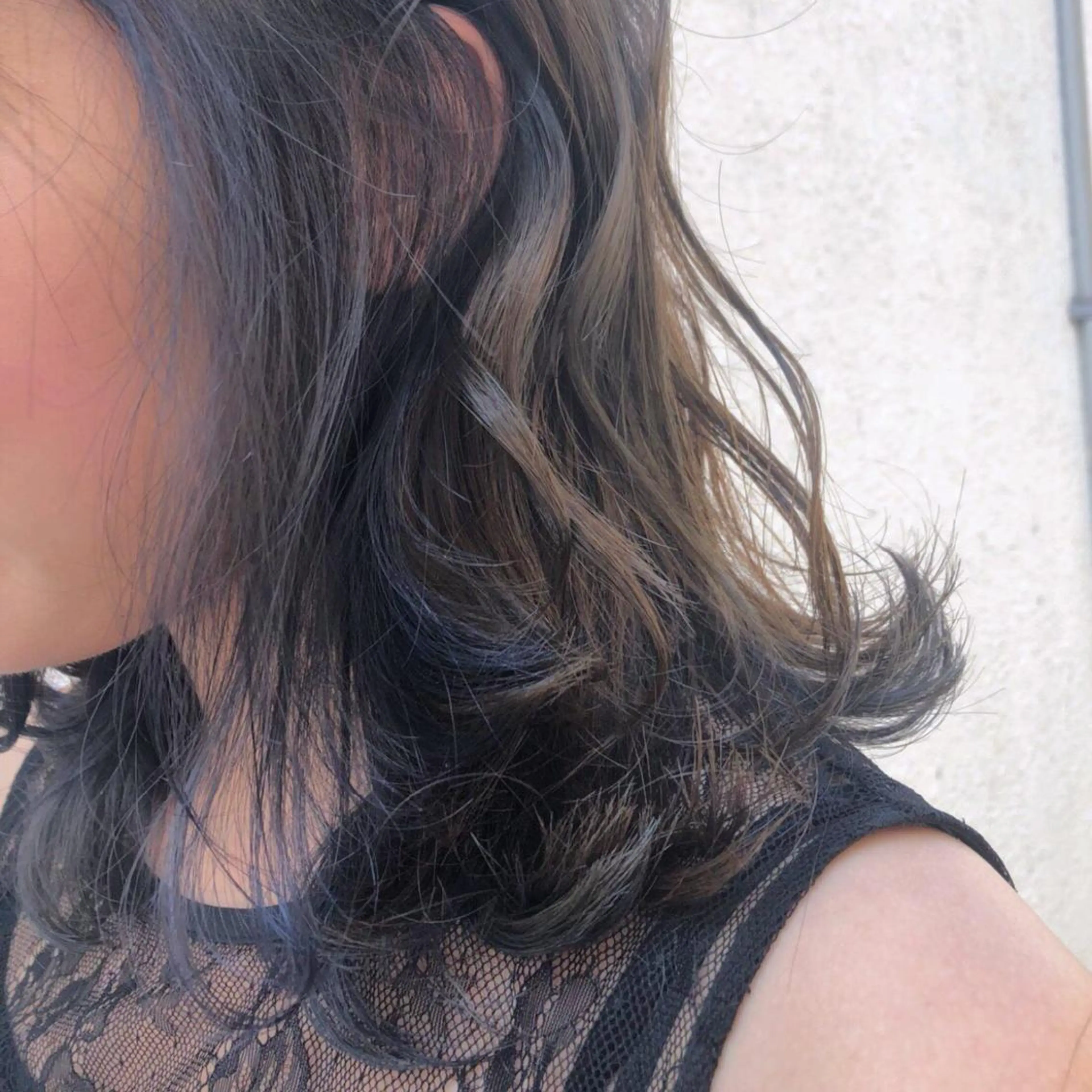 カラー アッシュ ブリーチ ブルーカラー ブルーアッシュ インナーカラー カットカラーモデル BASSA上石神井店のヘアスタイル