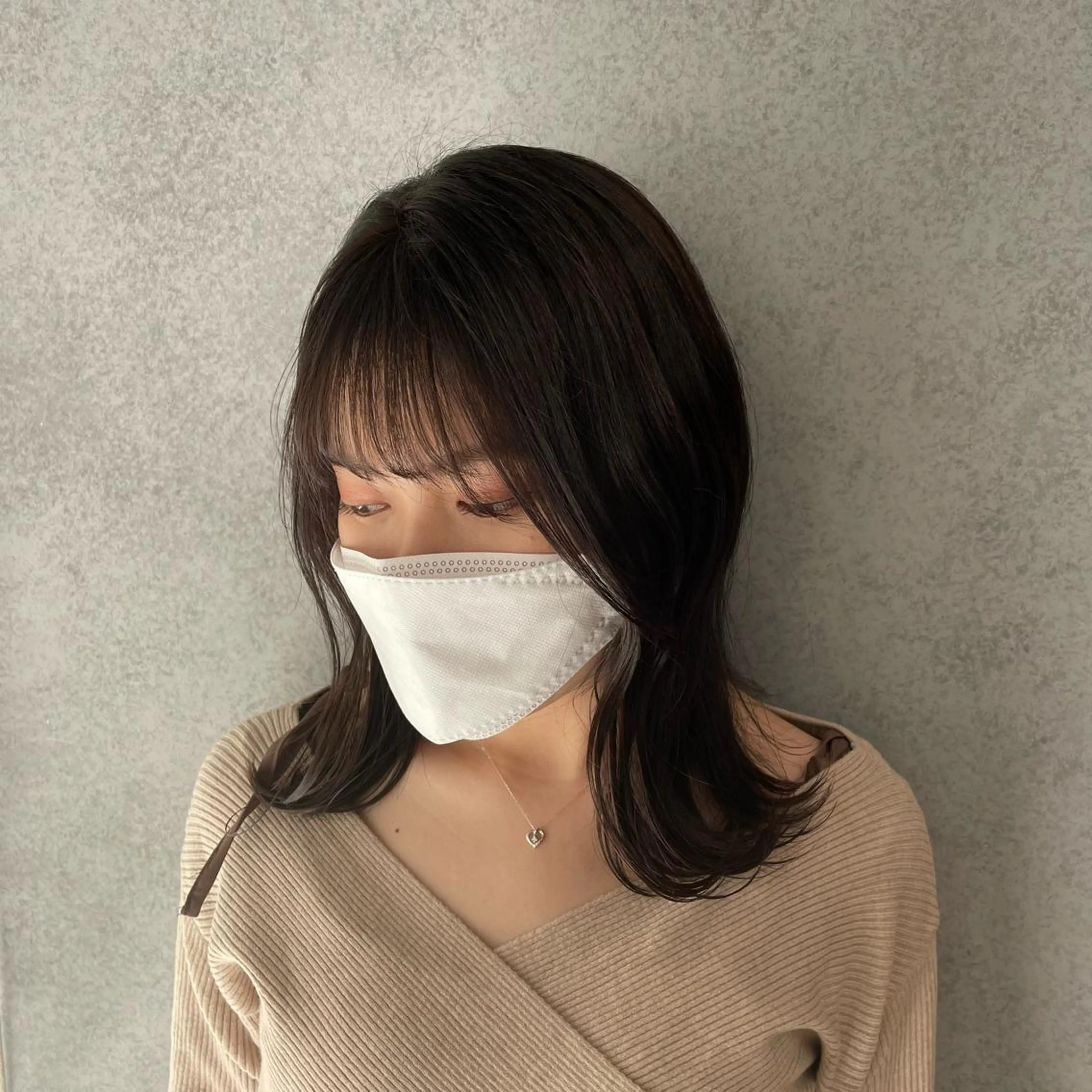 ミディアム くびれヘア カット Minami🩵 新宿のヘアスタイル