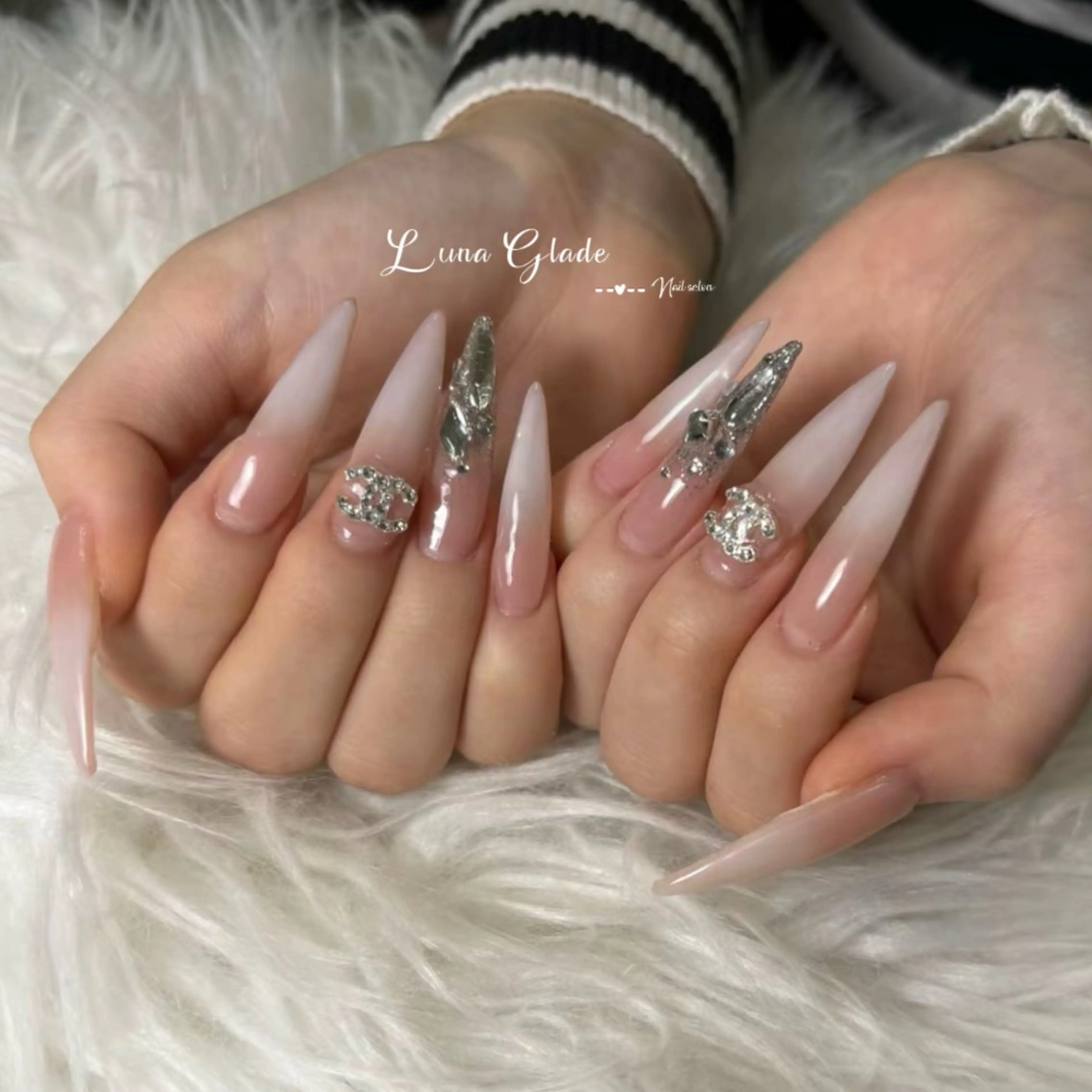 ネイル ハンドネイル Luna Glade Nail Salon所属・Luna Gladeのネイルデザイン