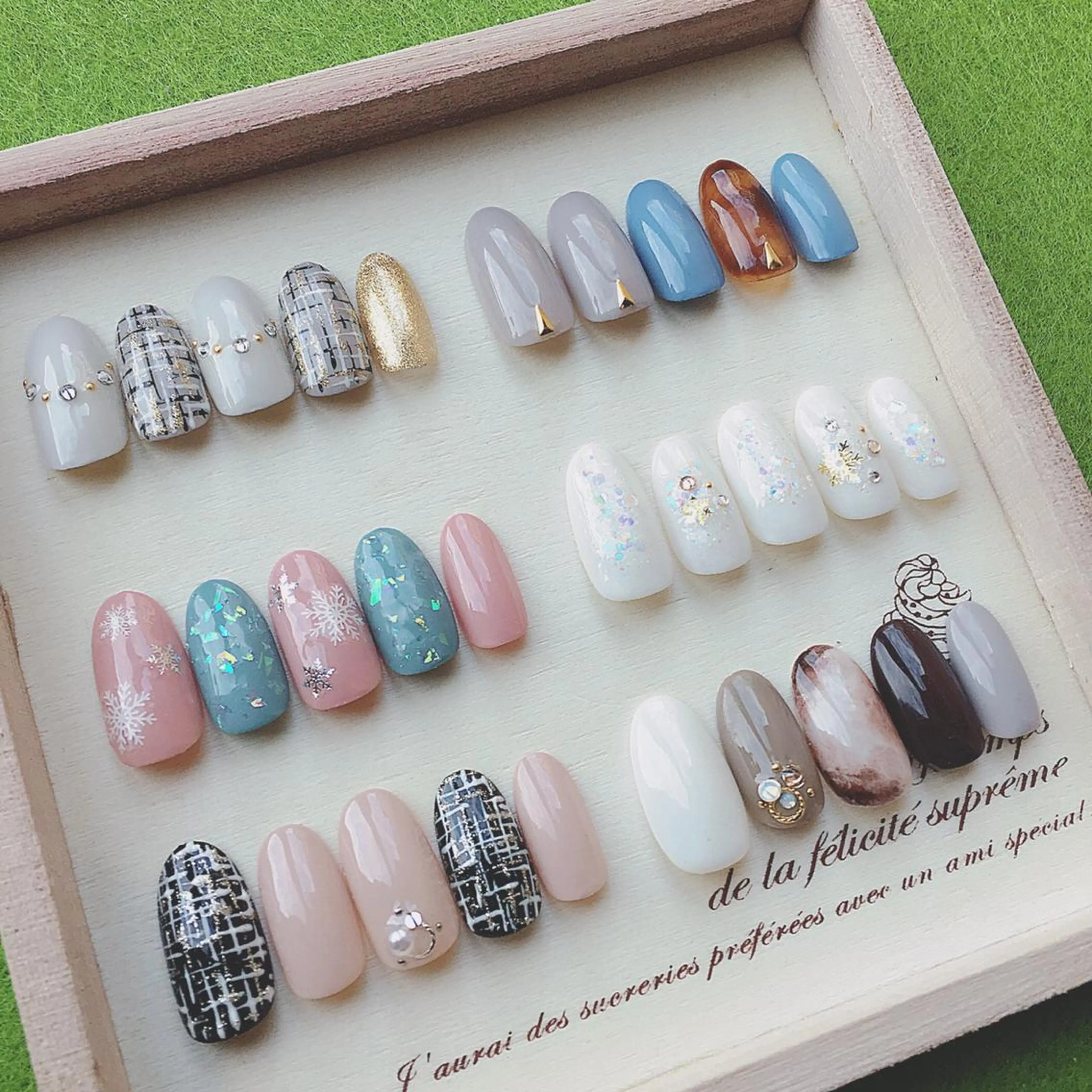 ❤️【全員】オフ無限定＊持込OK♪アートし放題60分コース
¥3,000
施術時間 : 60分の写真