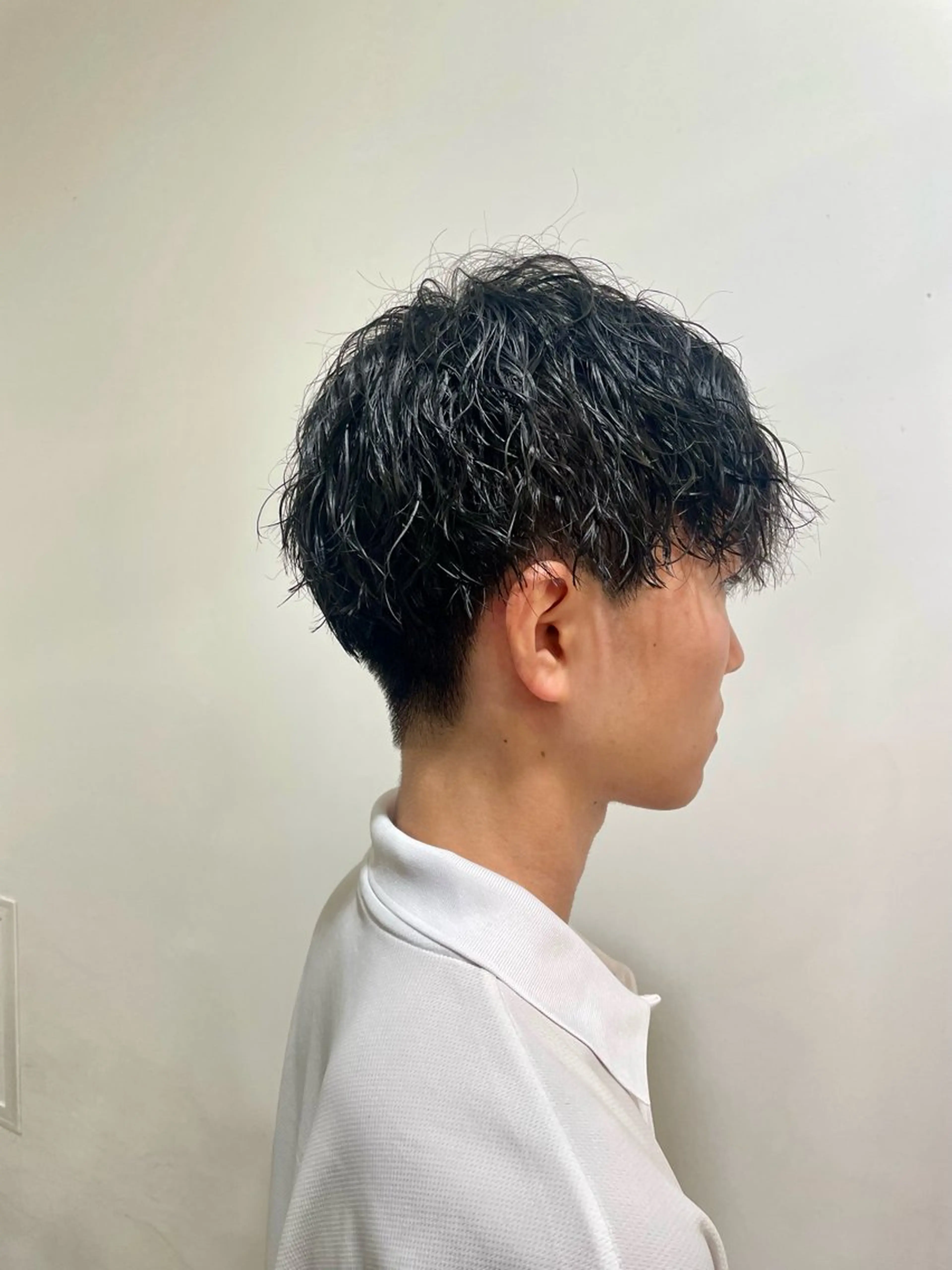 ショート パーマ オオシマ ミユのヘアスタイル