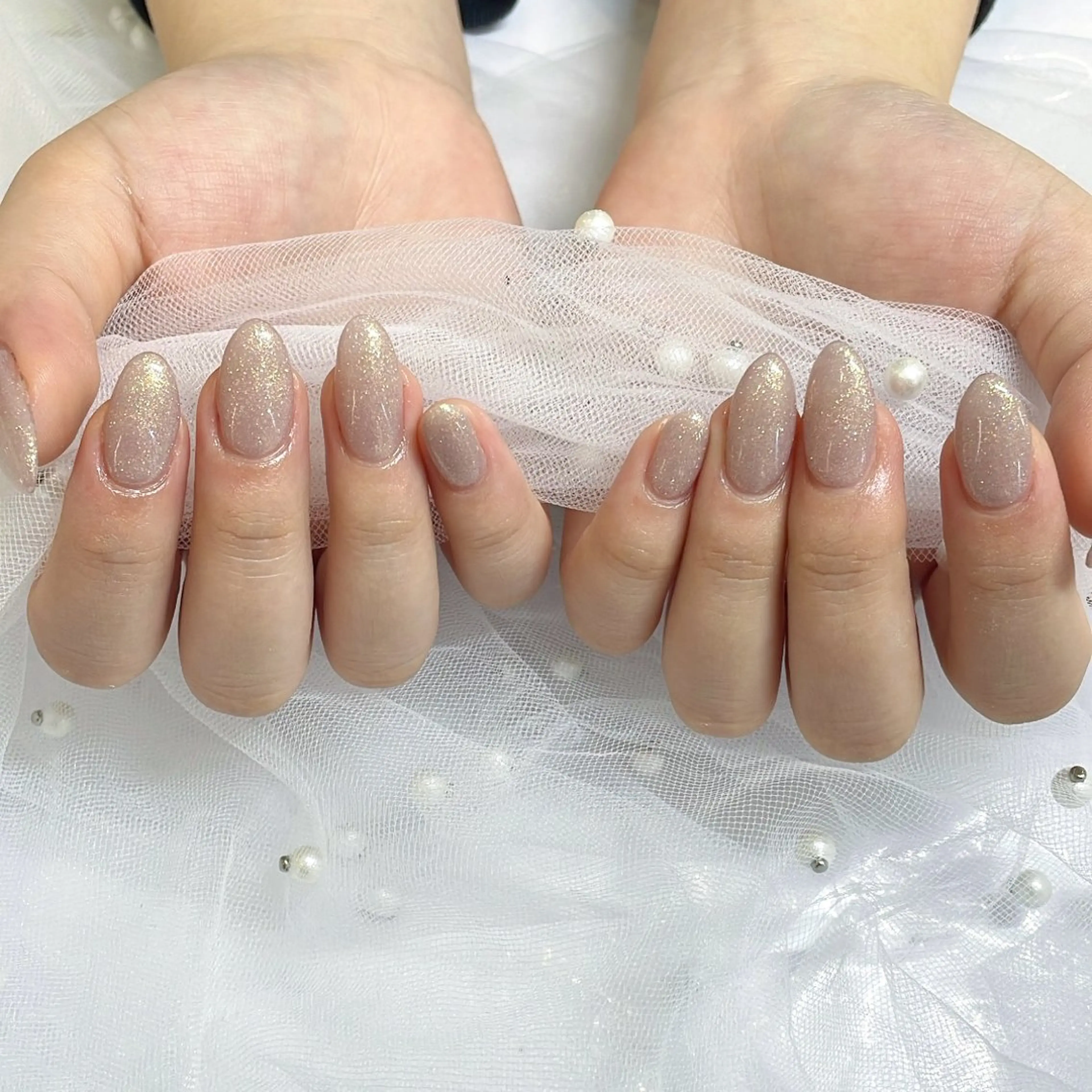 ネイル ハンドネイル misaki 🩰‎🤍🎀のネイルデザイン