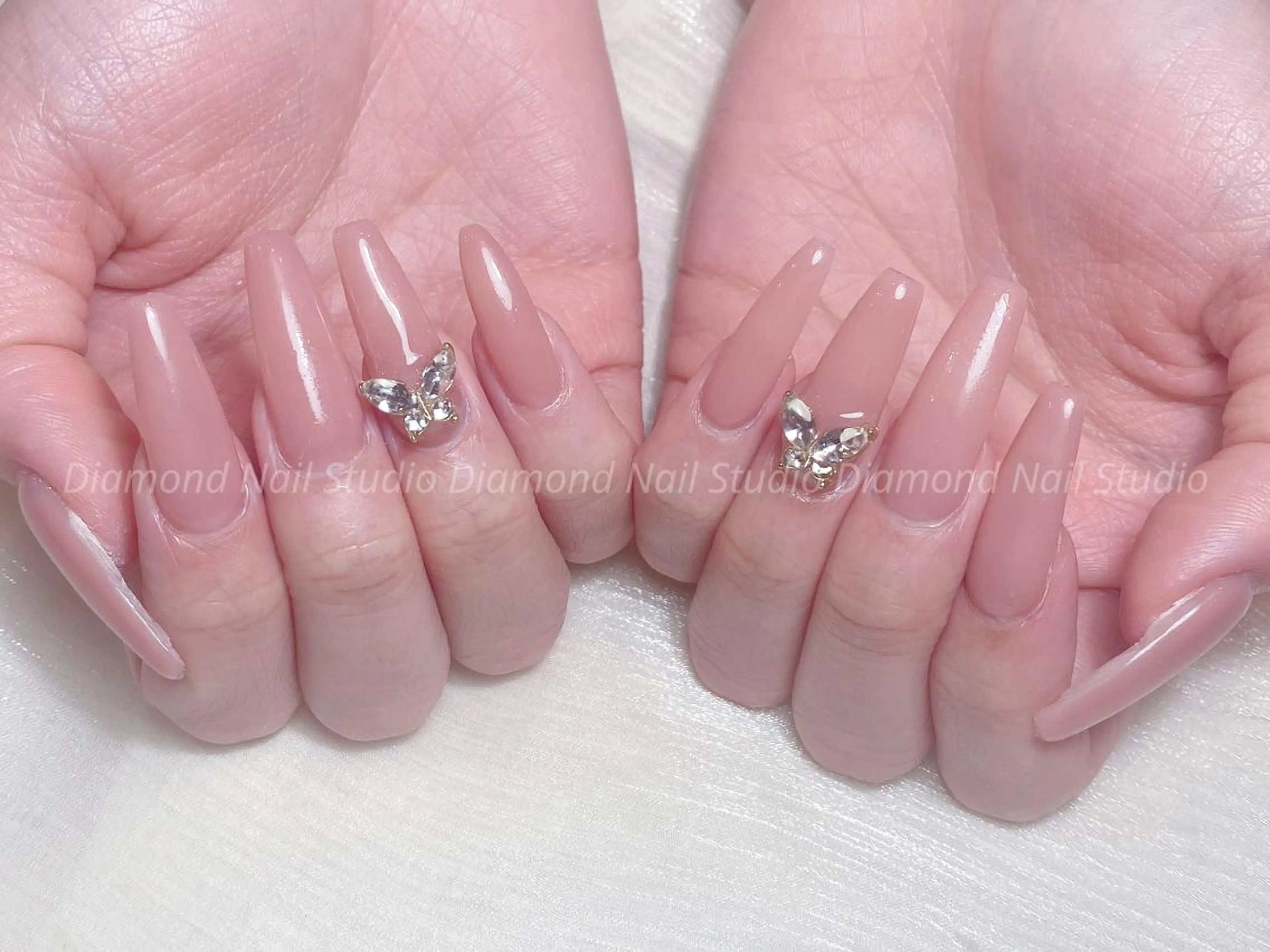 ネイル アートネイル オーロラネイル フラッシュネイル ガーリー キラキラネイル DIAMOND NailStudioのネイルデザイン